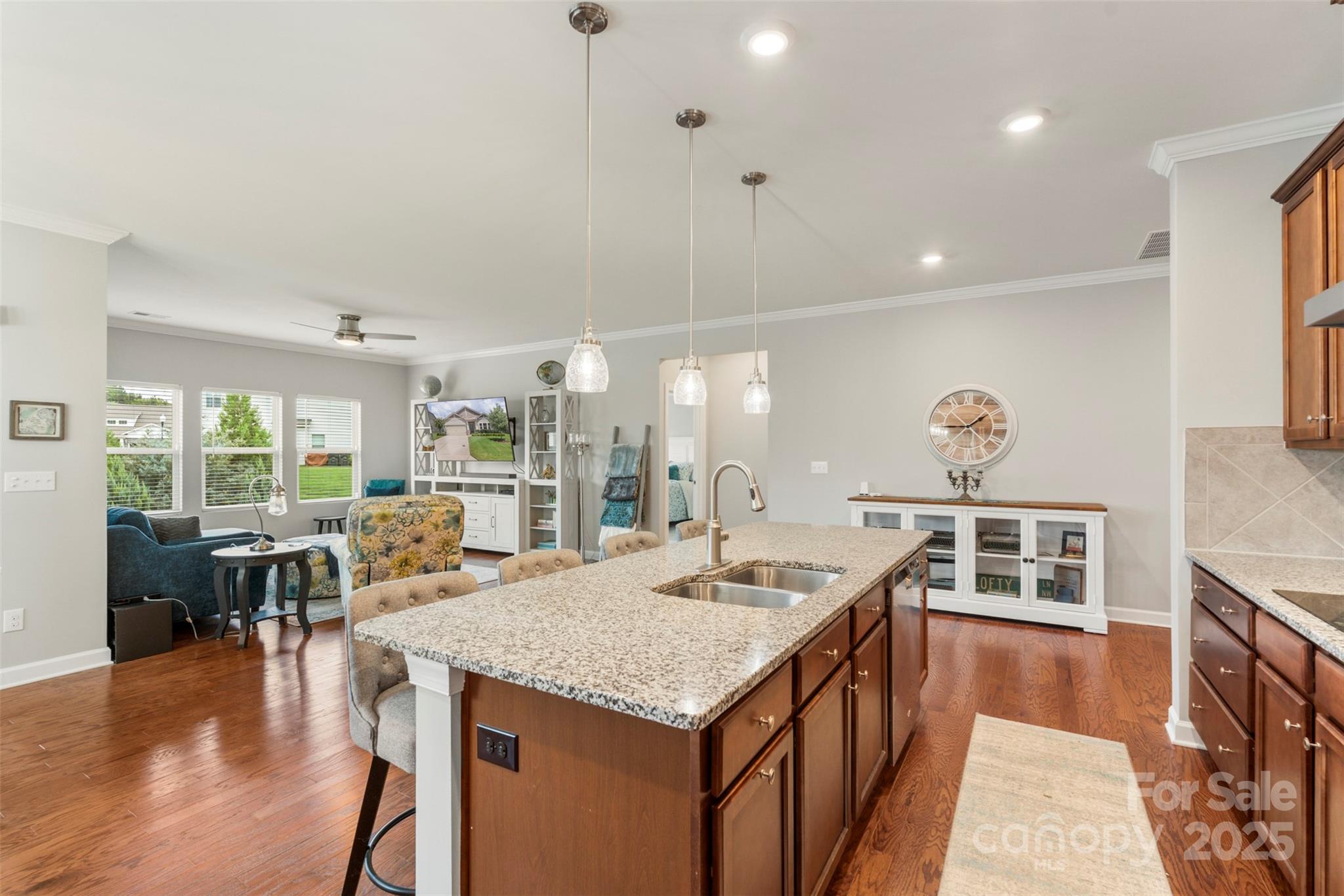 5012 Laurel Glen Court