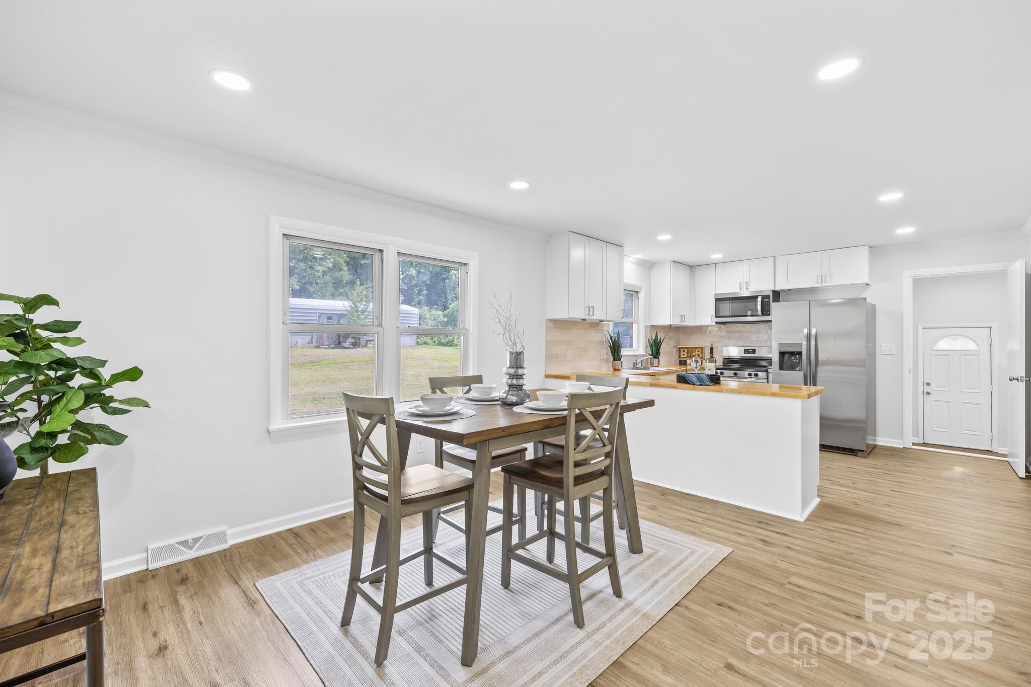 125 Bridges Circle
