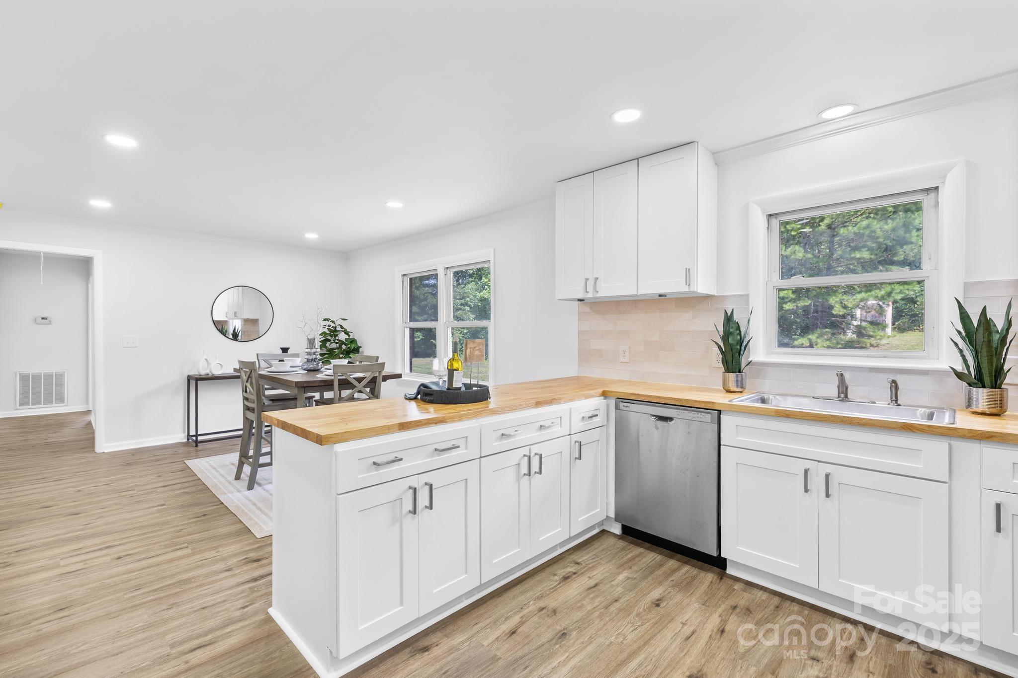 125 Bridges Circle