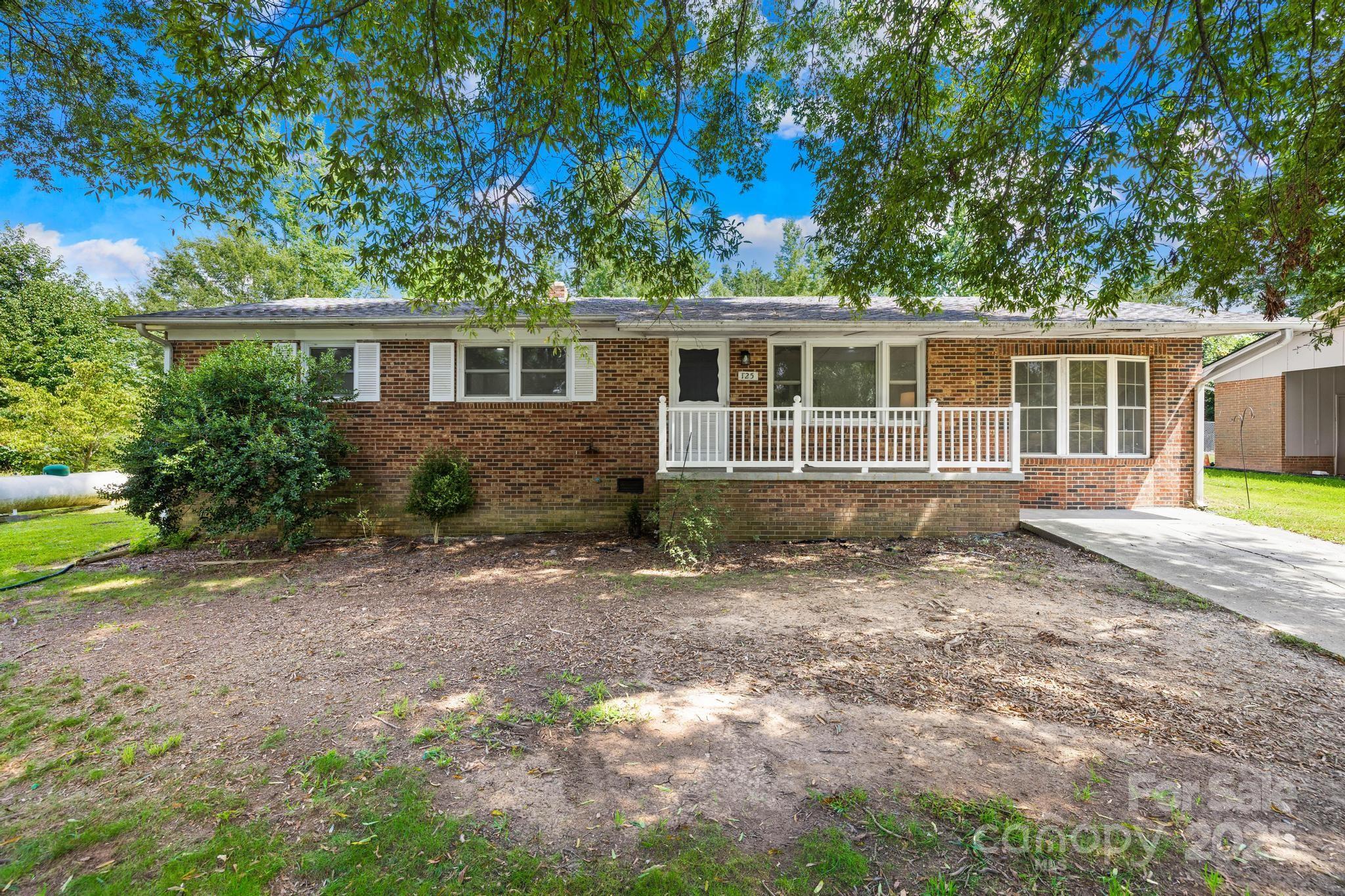 125 Bridges Circle