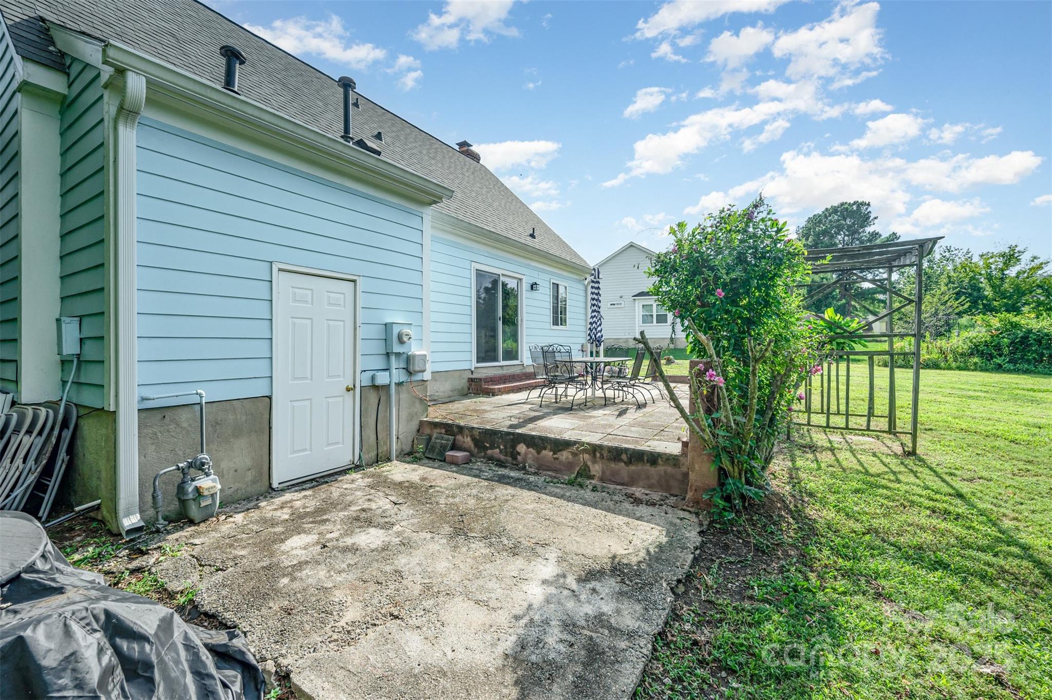 2424 Castlecomer Drive