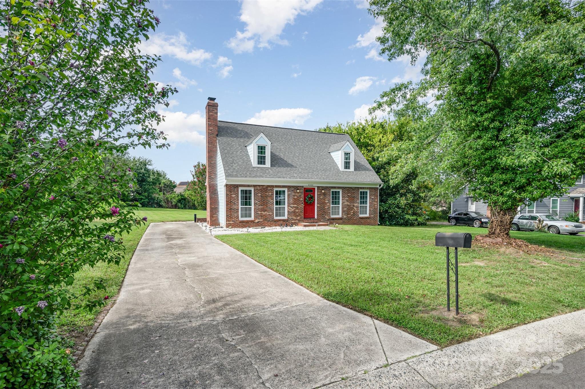 2424 Castlecomer Drive