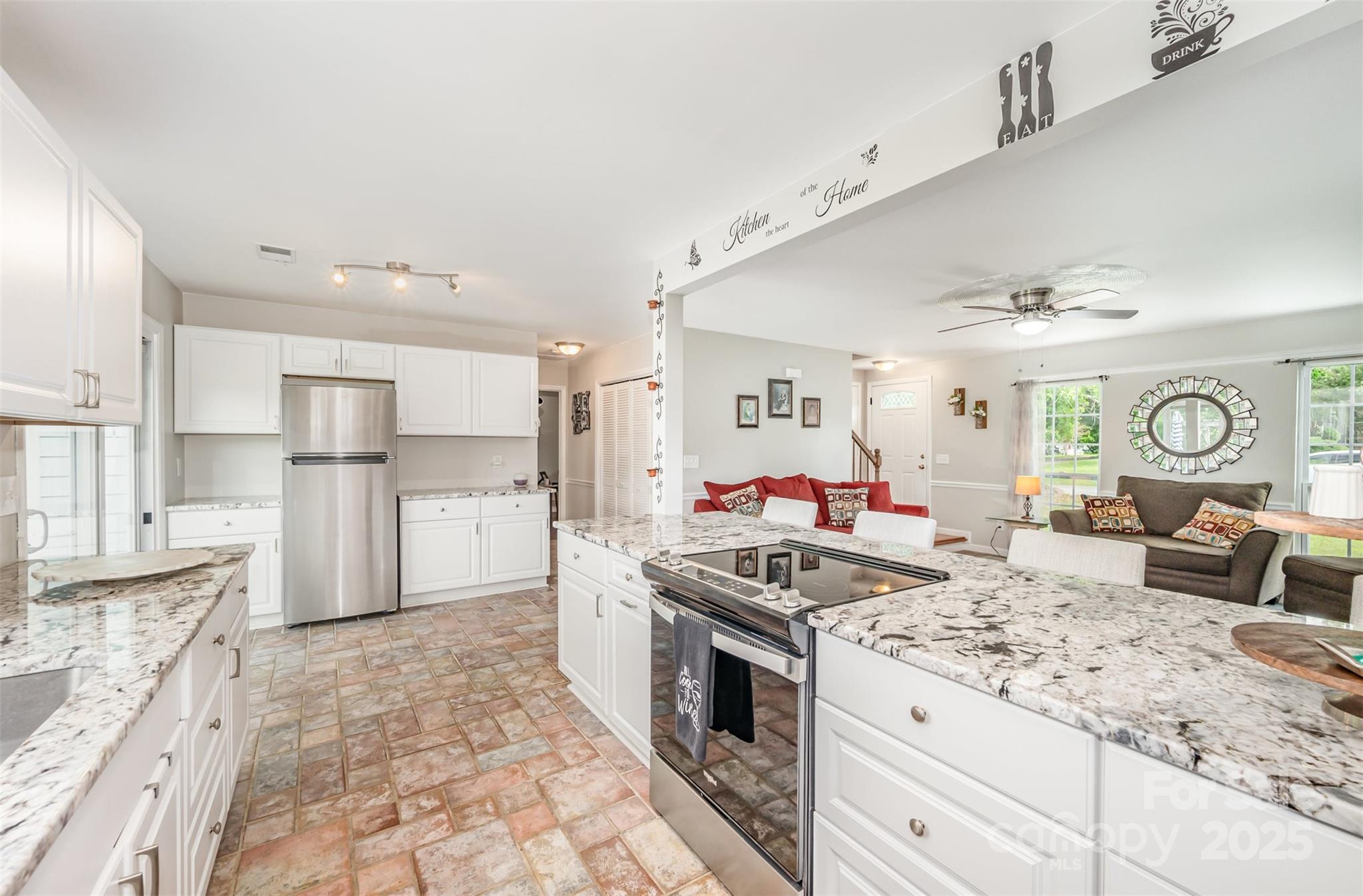 2424 Castlecomer Drive