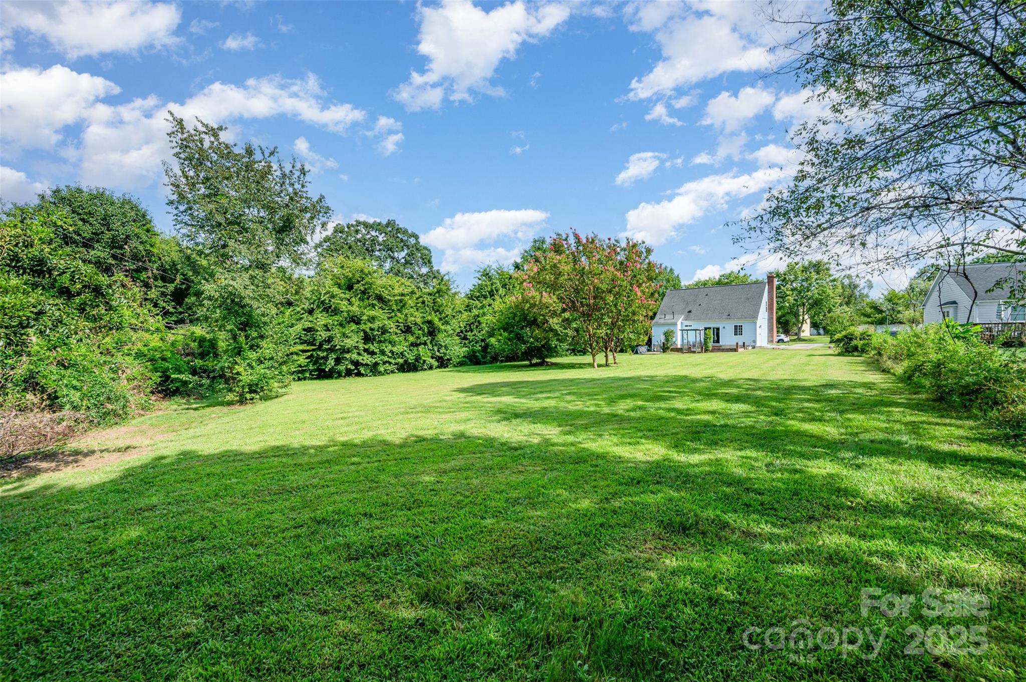 2424 Castlecomer Drive