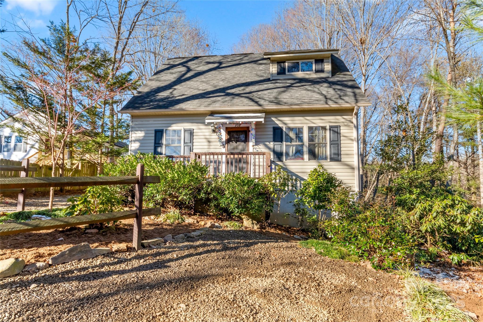 102 Altamahaw Avenue