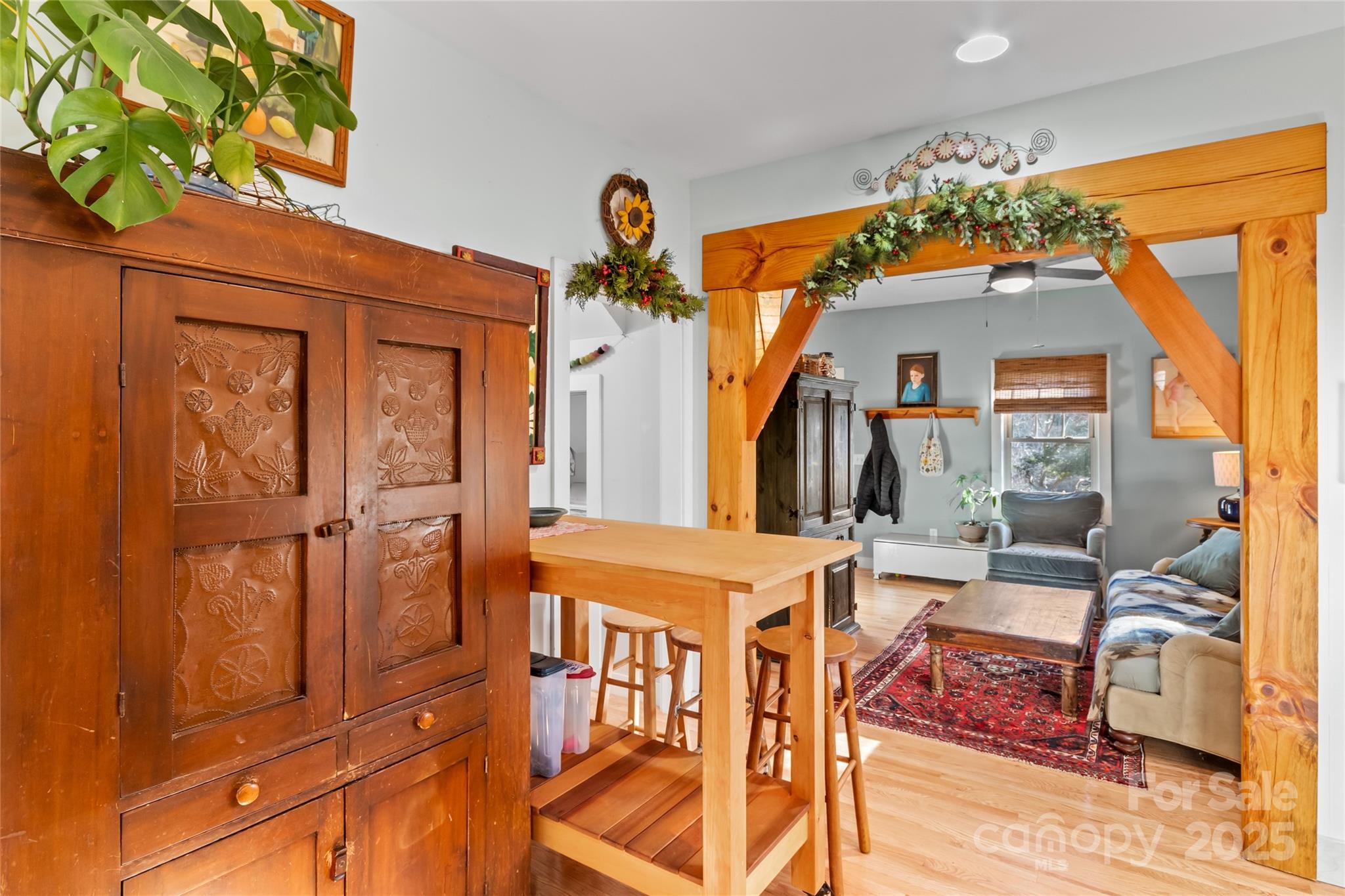 102 Altamahaw Avenue