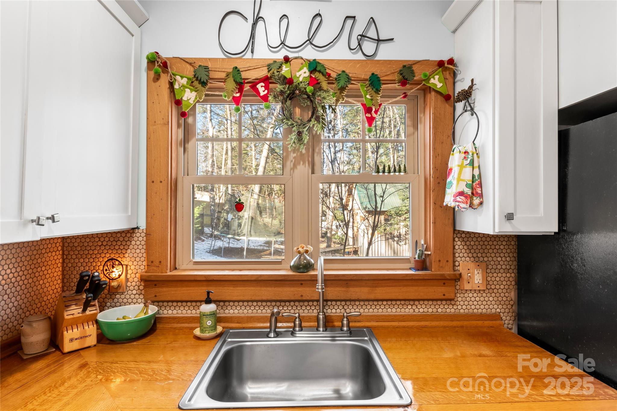 102 Altamahaw Avenue