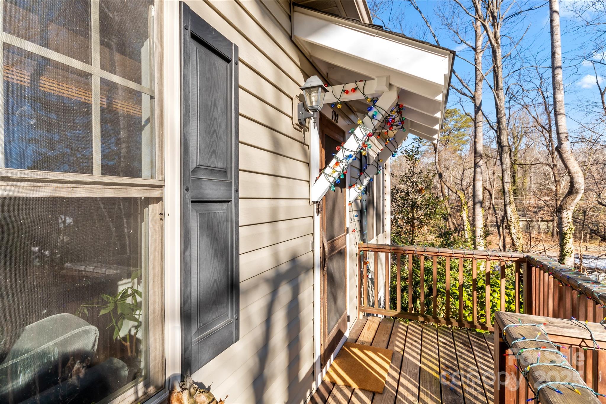 102 Altamahaw Avenue