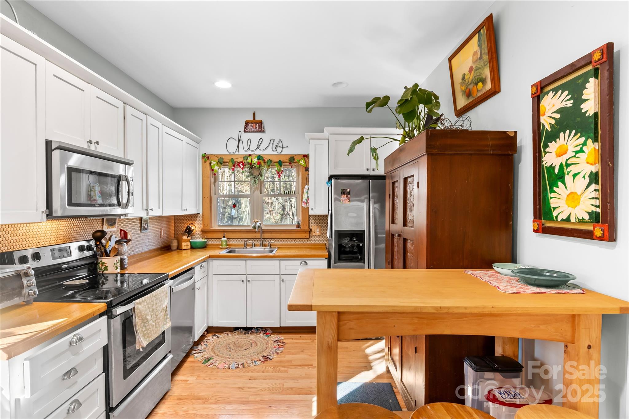 102 Altamahaw Avenue