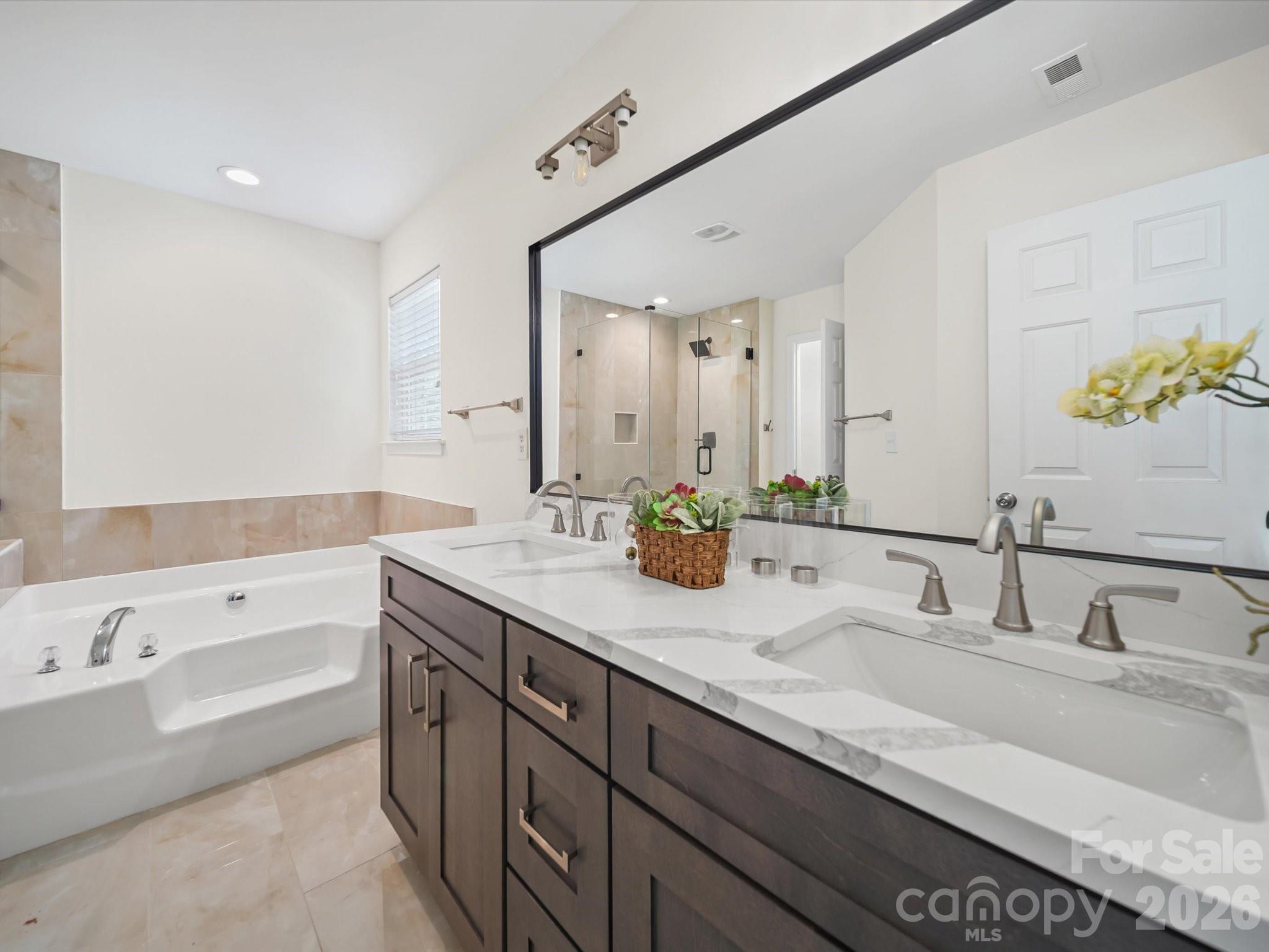 1022 Canopy Drive