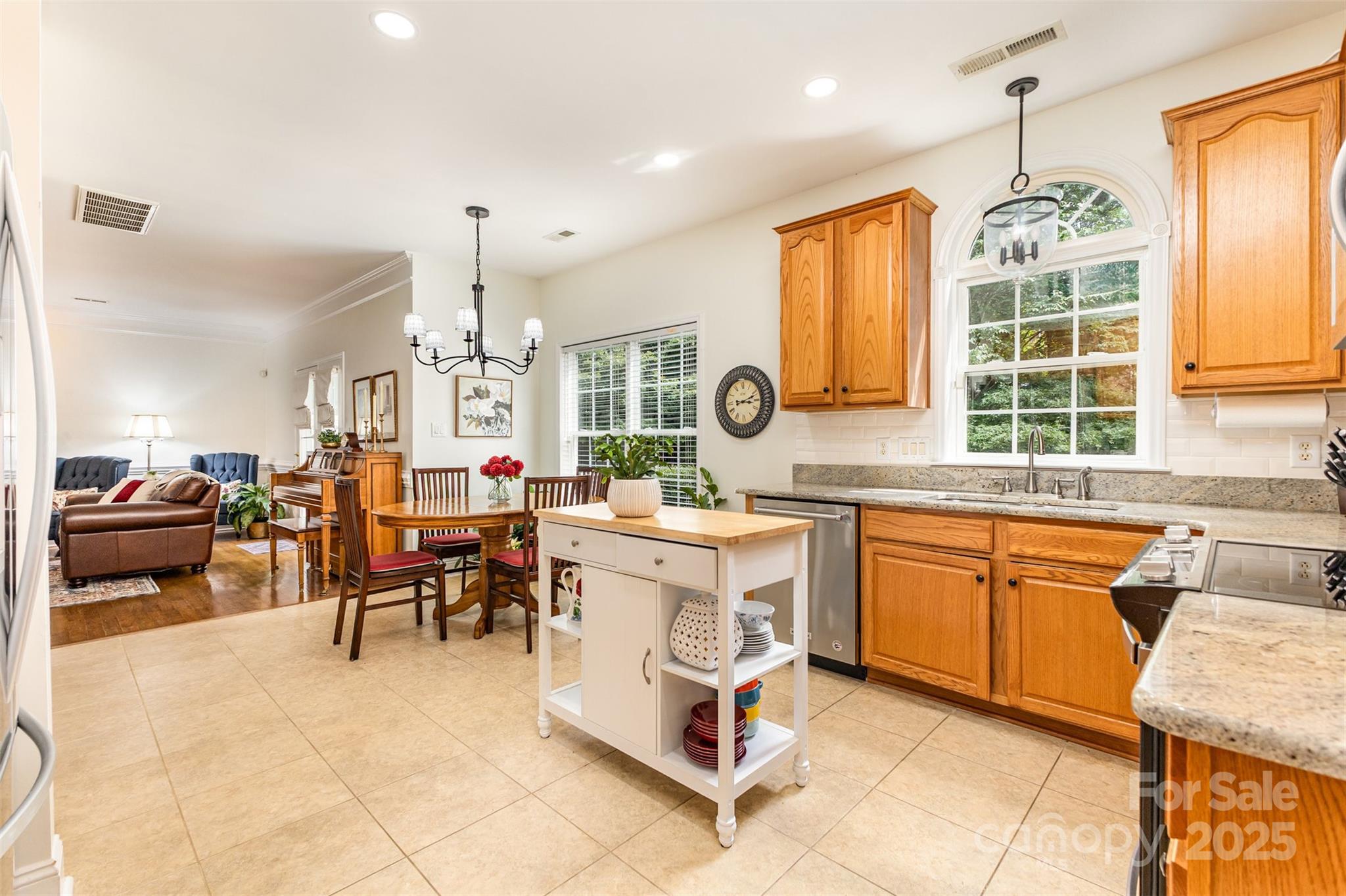 3805 Nancy Creek Road Unit: 5