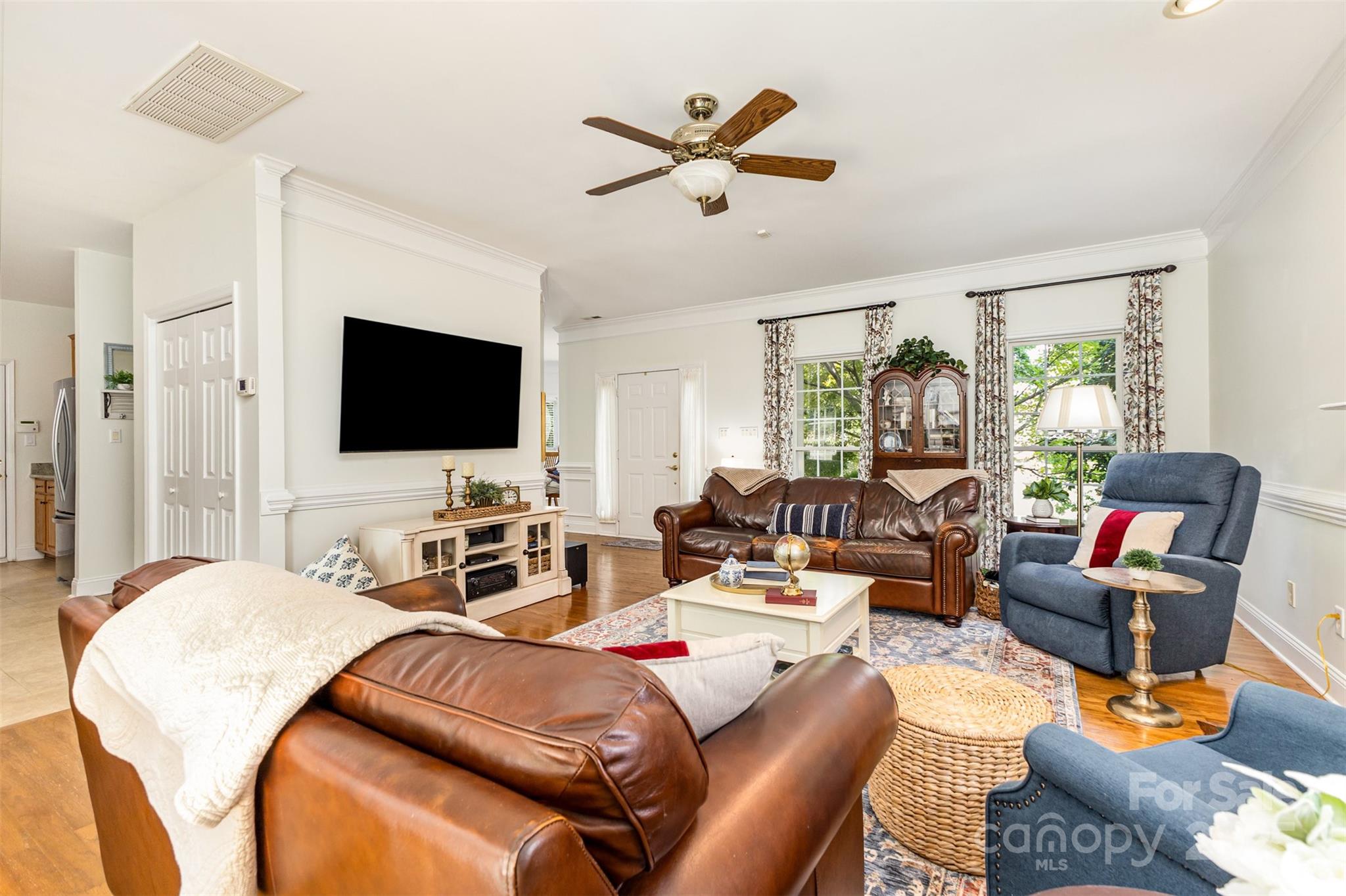 3805 Nancy Creek Road Unit: 5