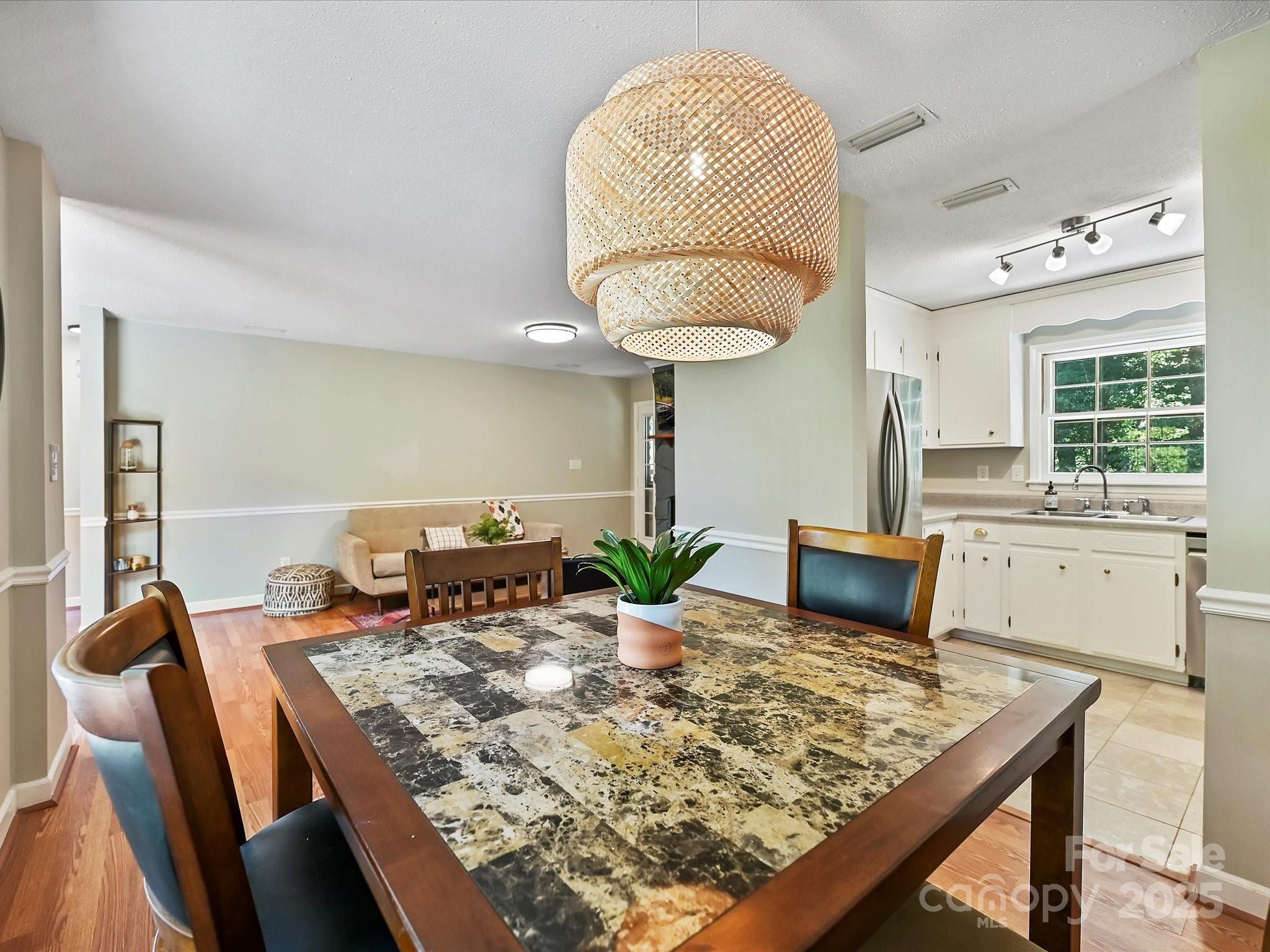 3808 Cobbleridge Drive