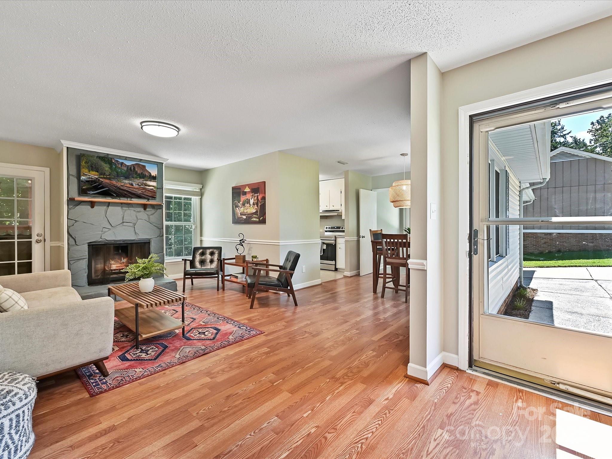 3808 Cobbleridge Drive