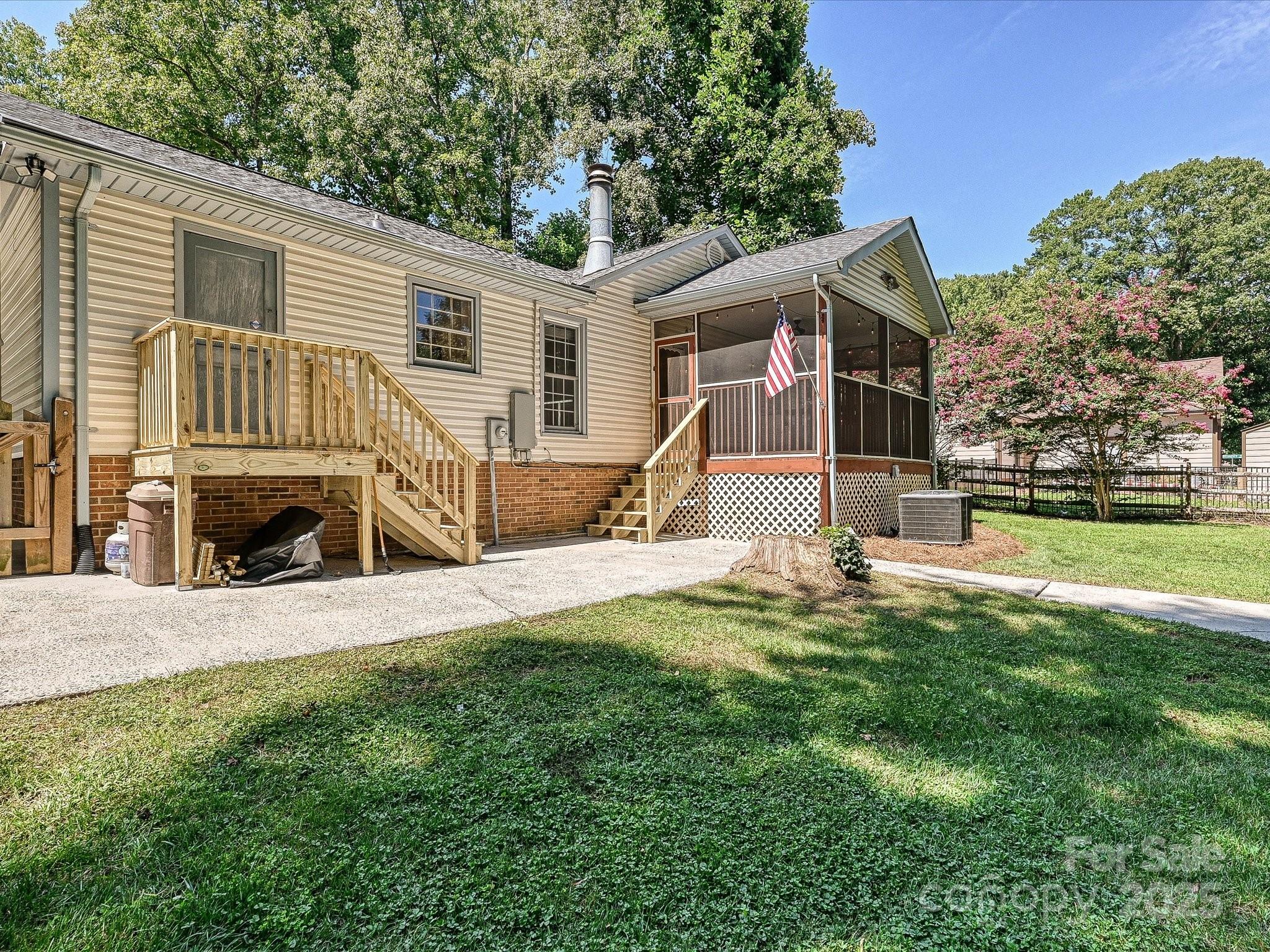 3808 Cobbleridge Drive