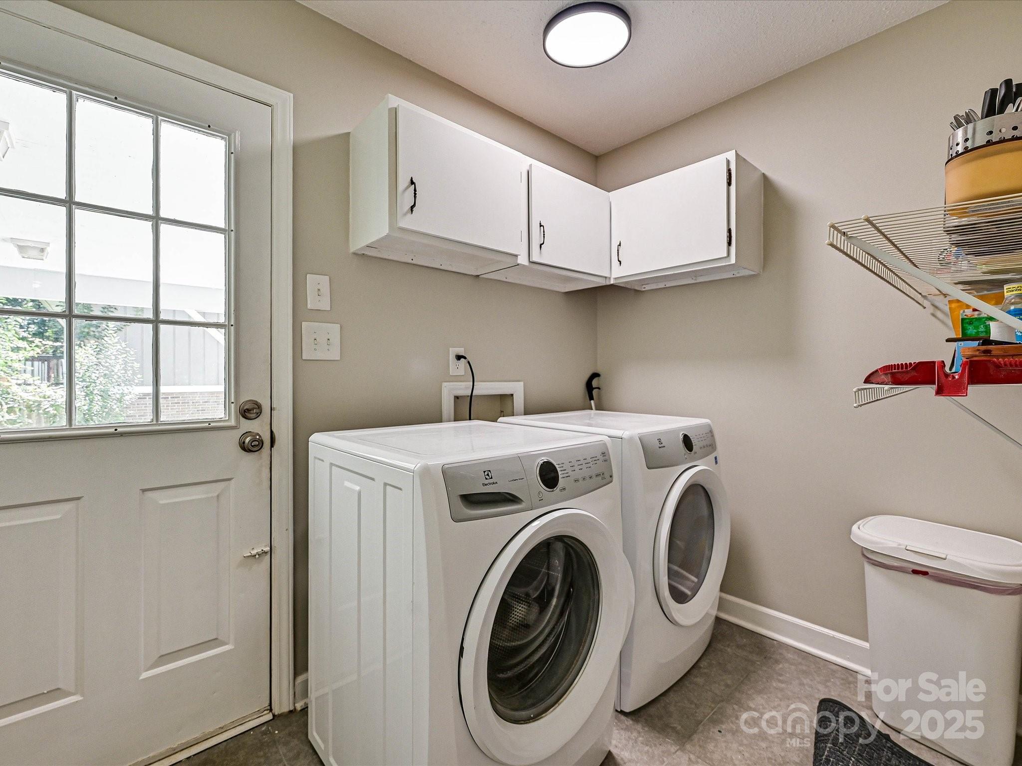 3808 Cobbleridge Drive