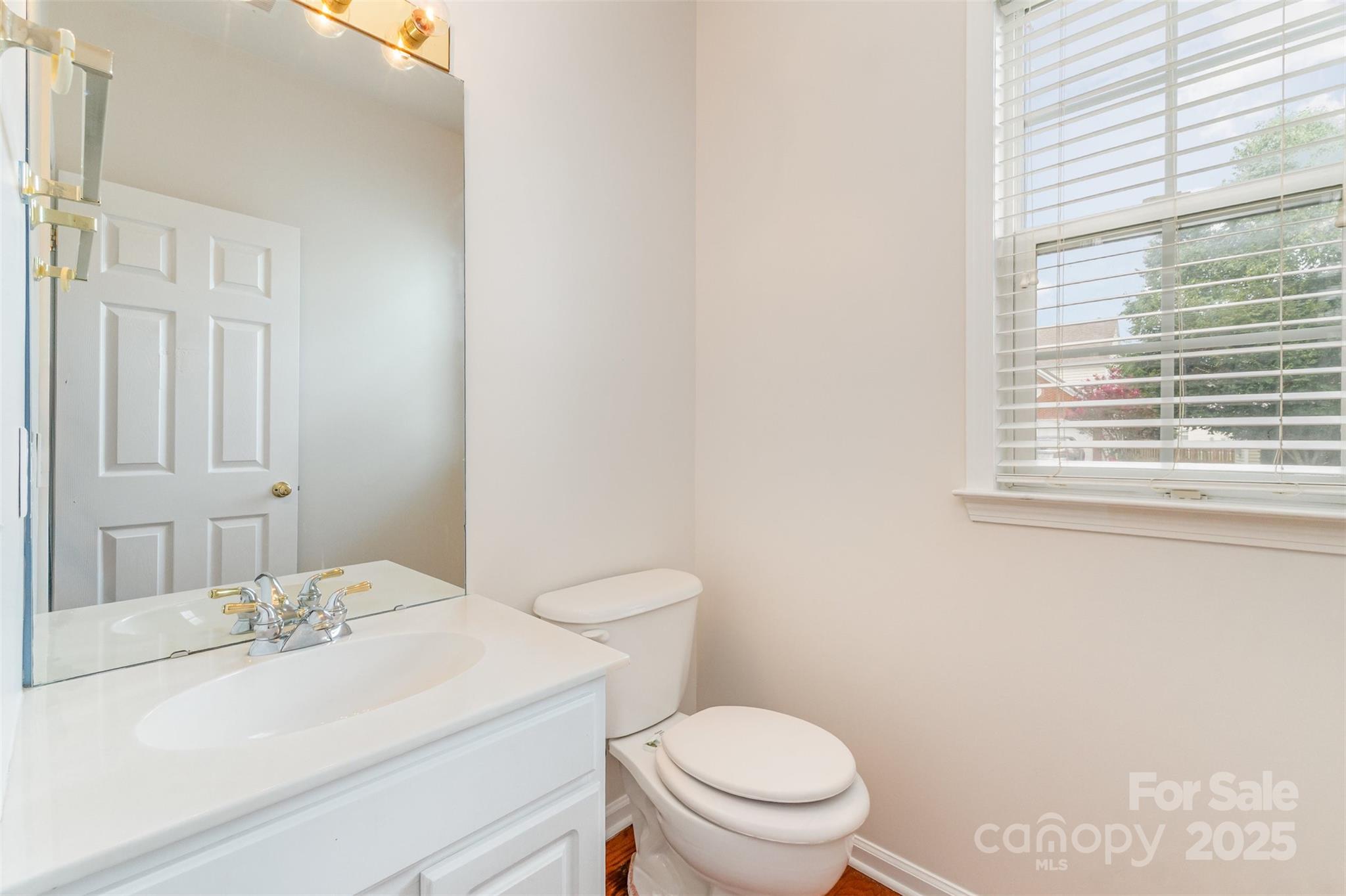 7633 Rathburn Lane