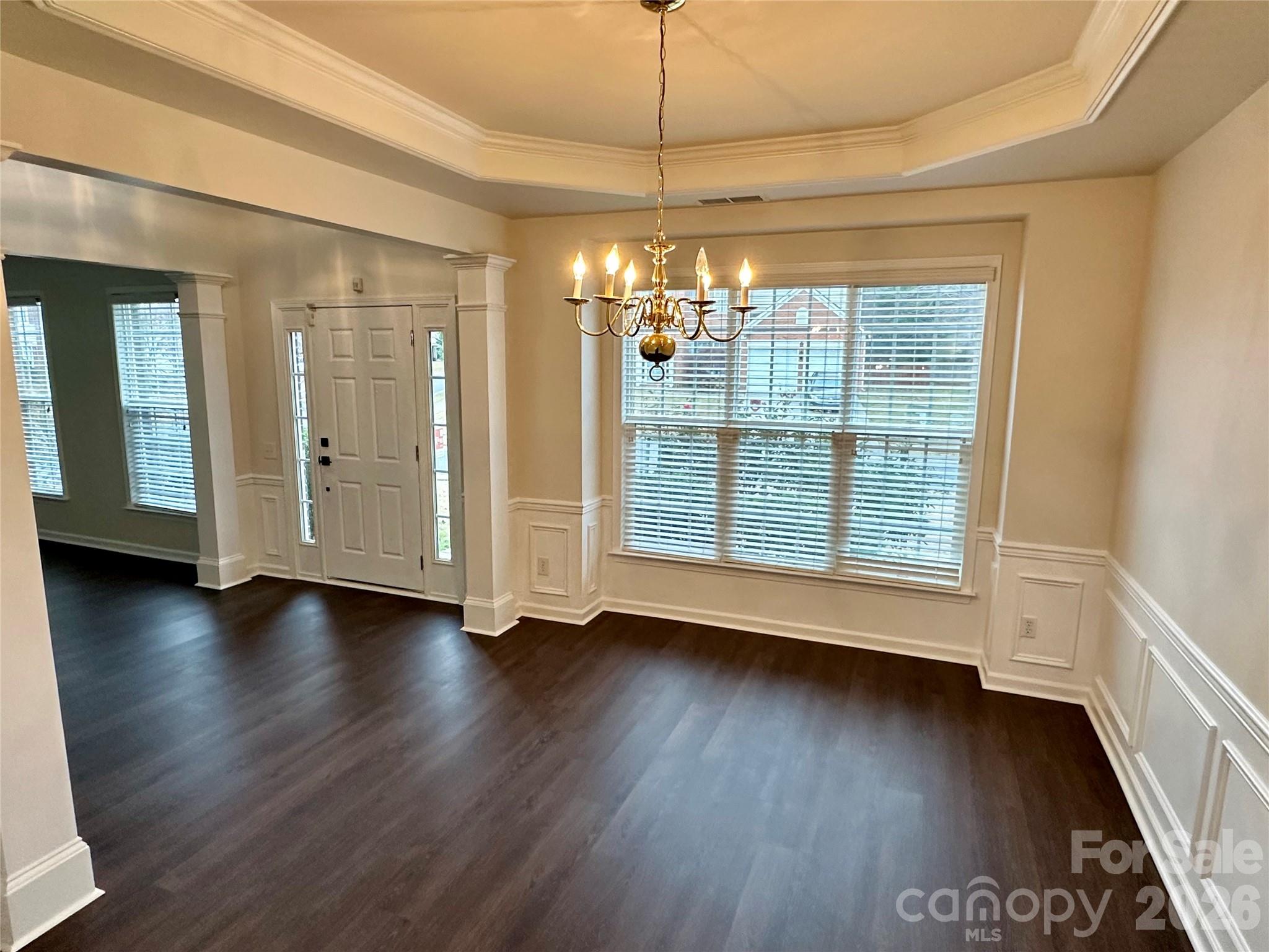 7633 Rathburn Lane