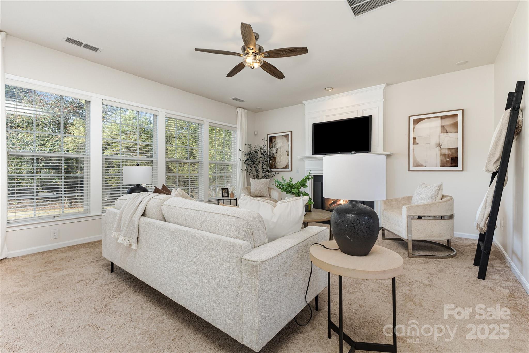 7633 Rathburn Lane