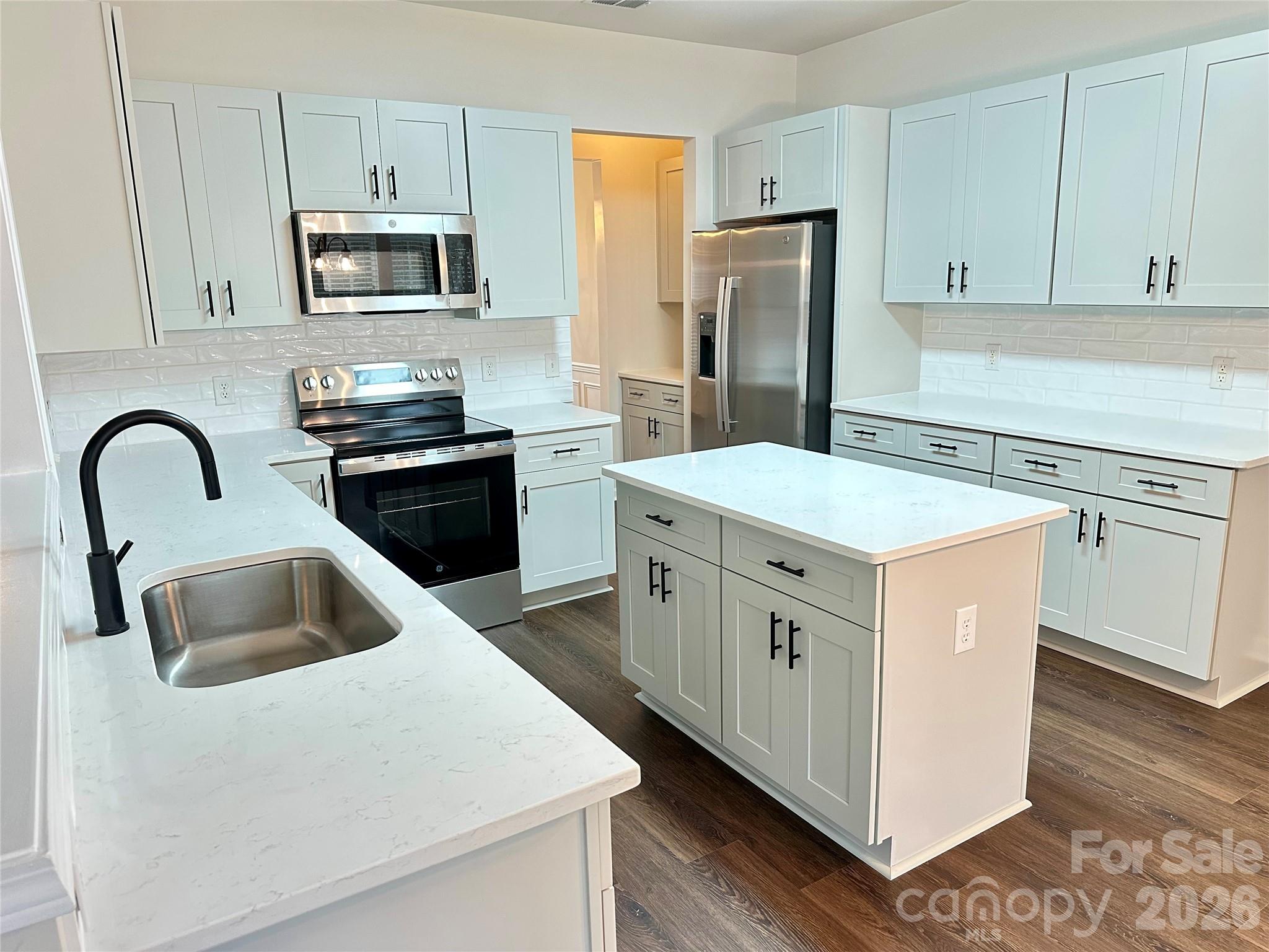 7633 Rathburn Lane