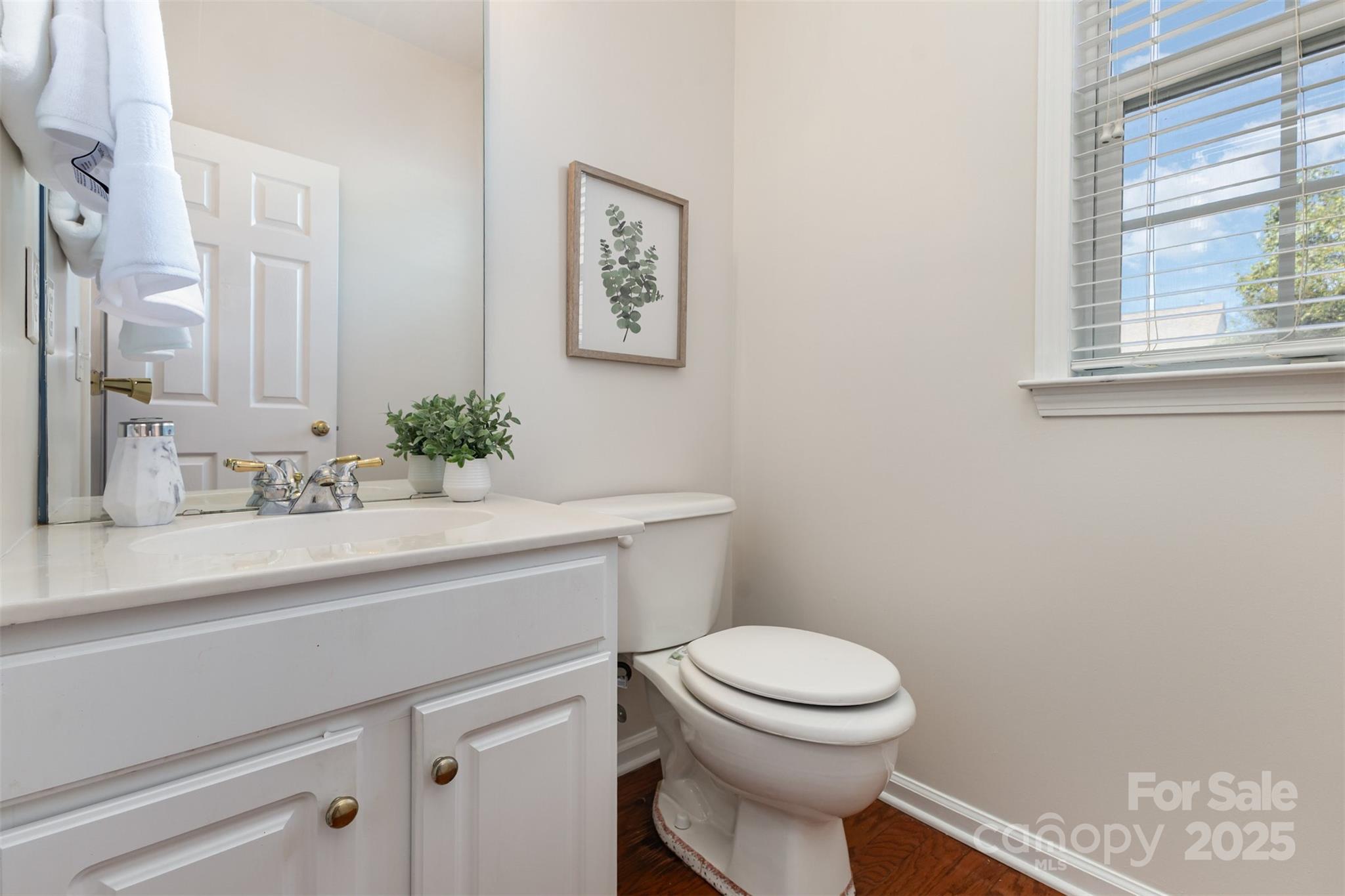 7633 Rathburn Lane