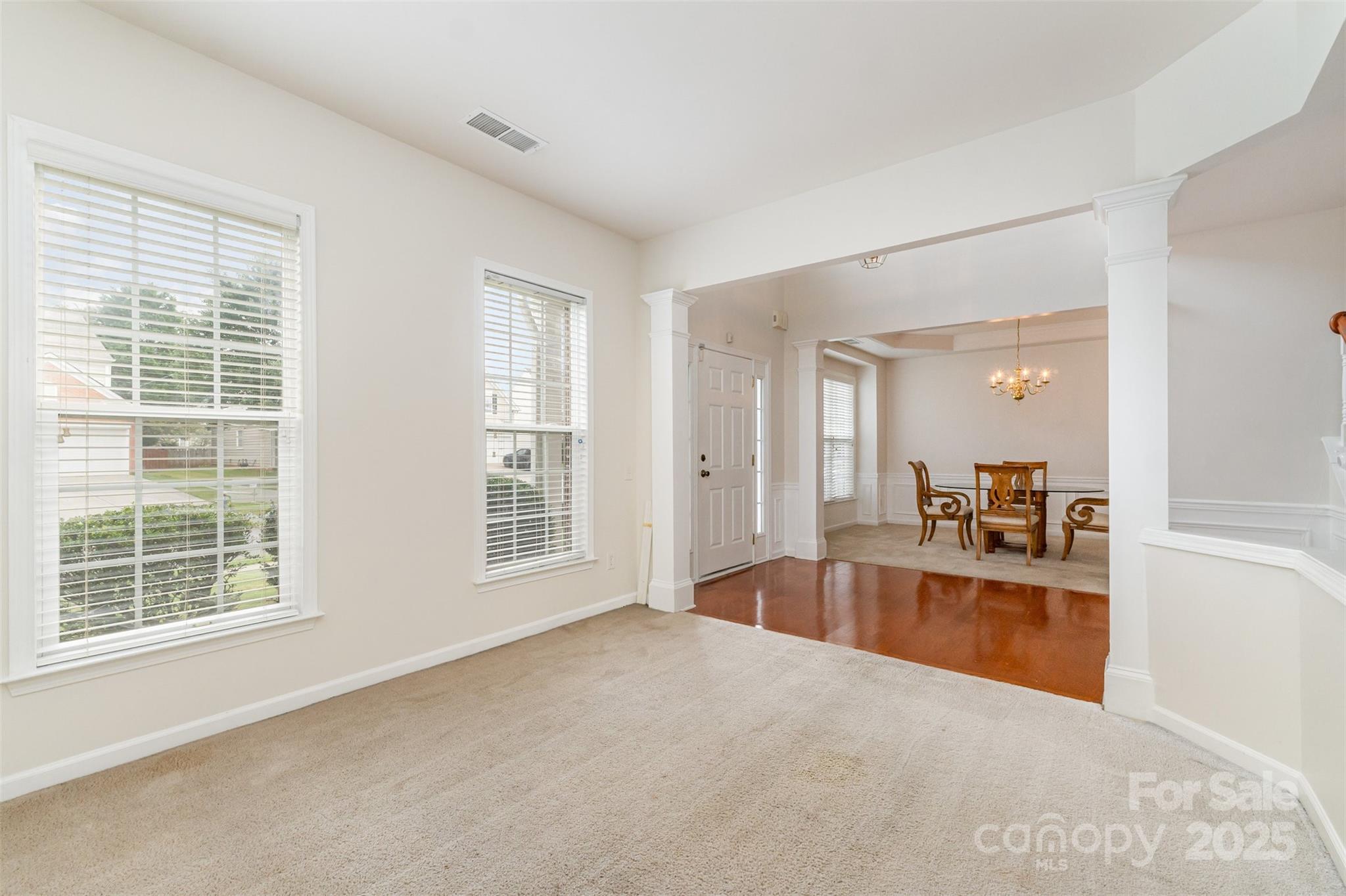 7633 Rathburn Lane