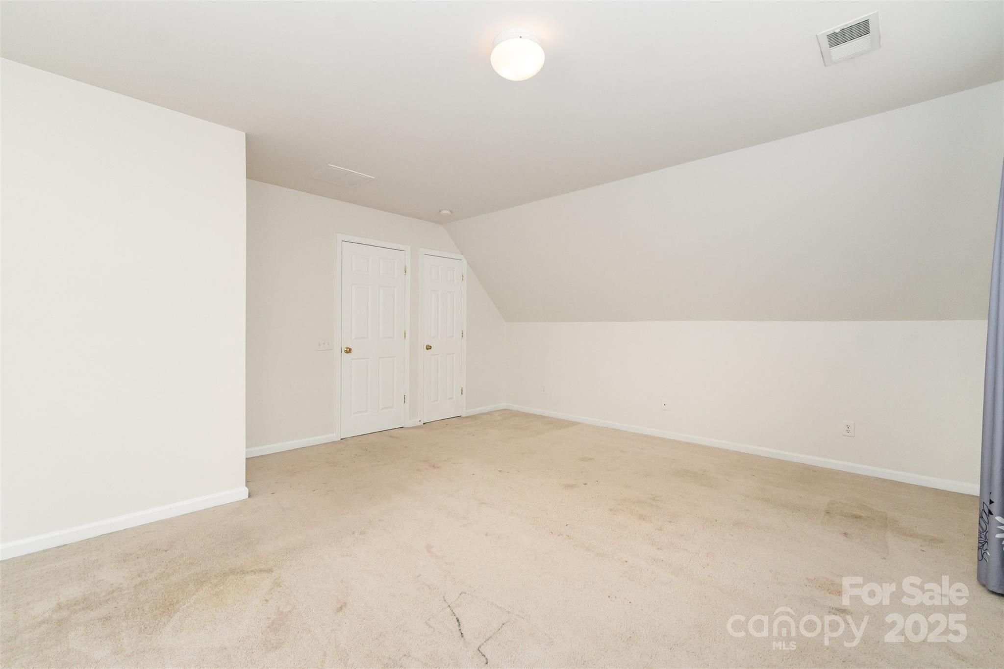 7633 Rathburn Lane