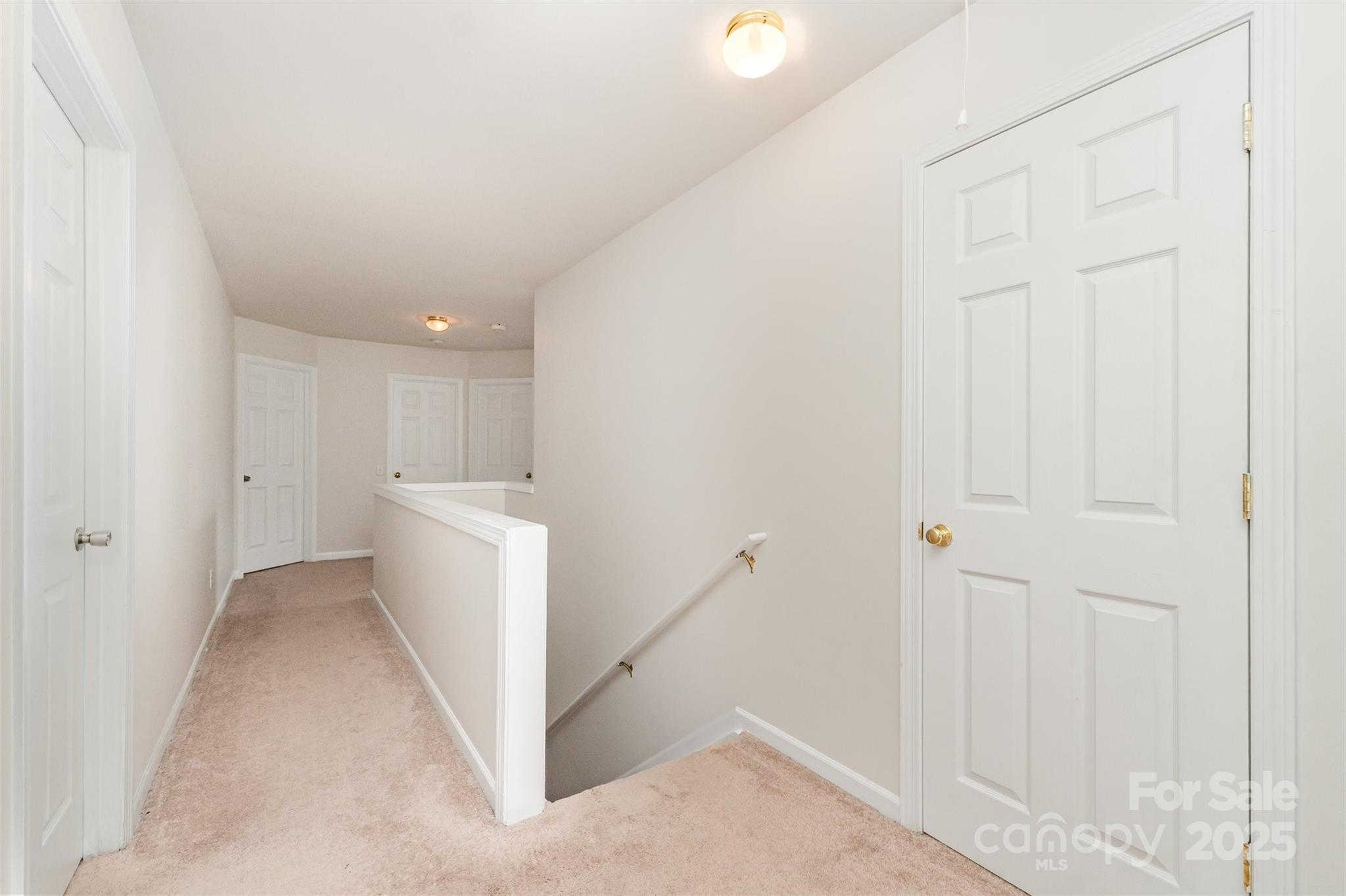 7633 Rathburn Lane