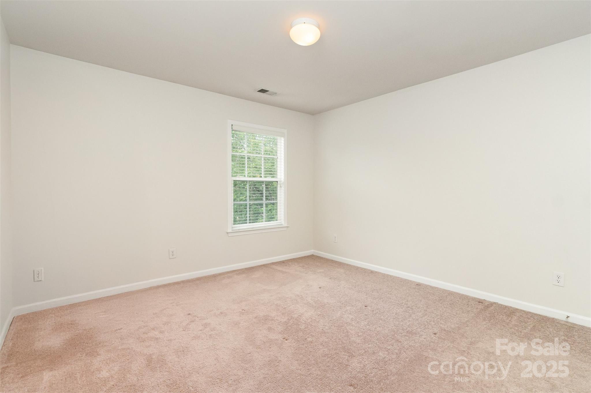 7633 Rathburn Lane