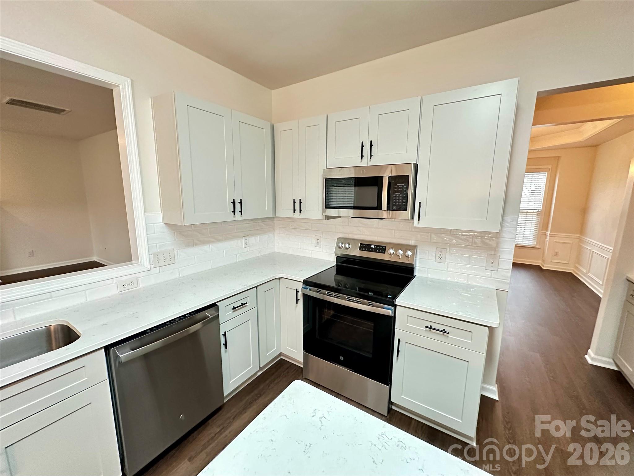 7633 Rathburn Lane