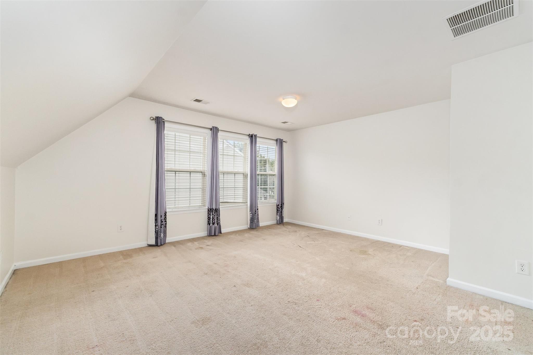 7633 Rathburn Lane