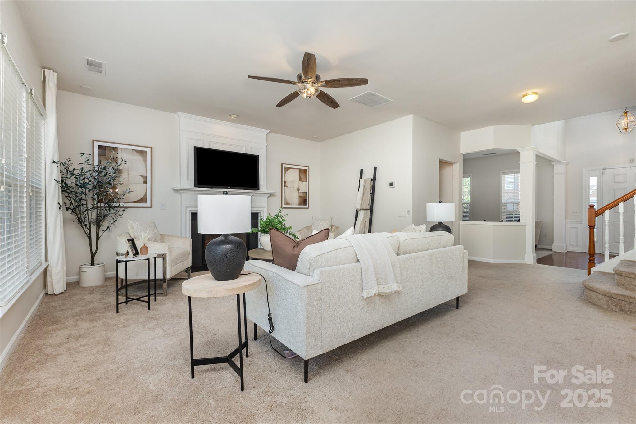 7633 Rathburn Lane