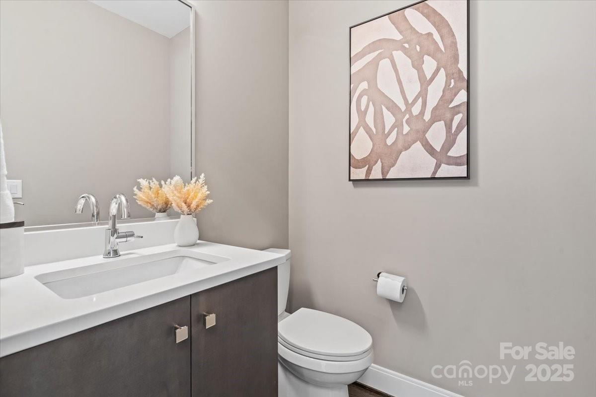 1409 N Alexander Street