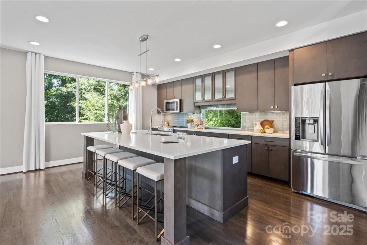 1409 N Alexander Street