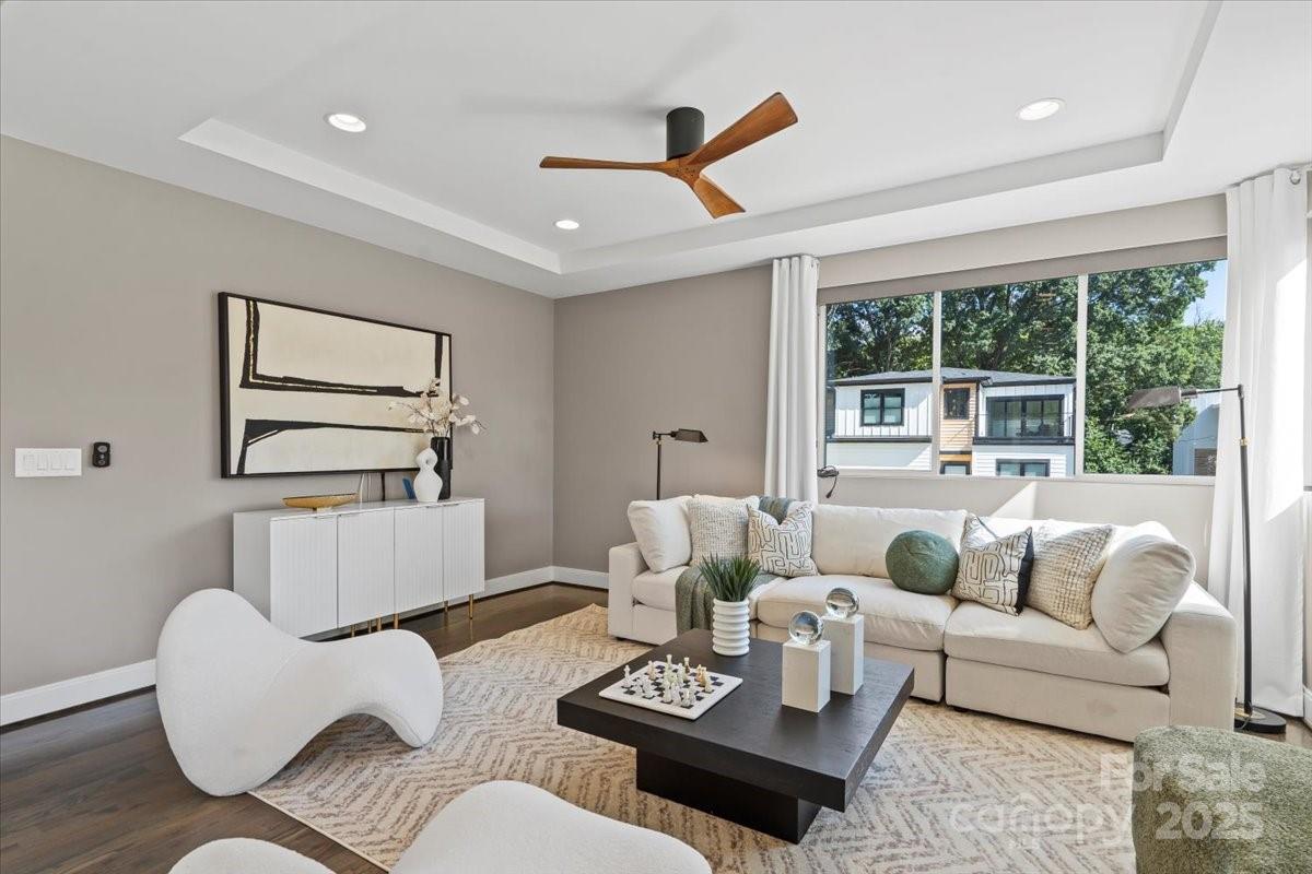 1409 N Alexander Street