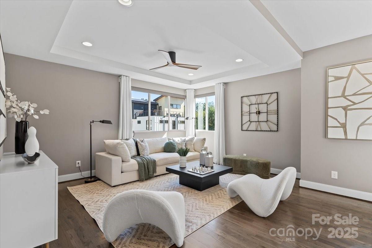 1409 N Alexander Street