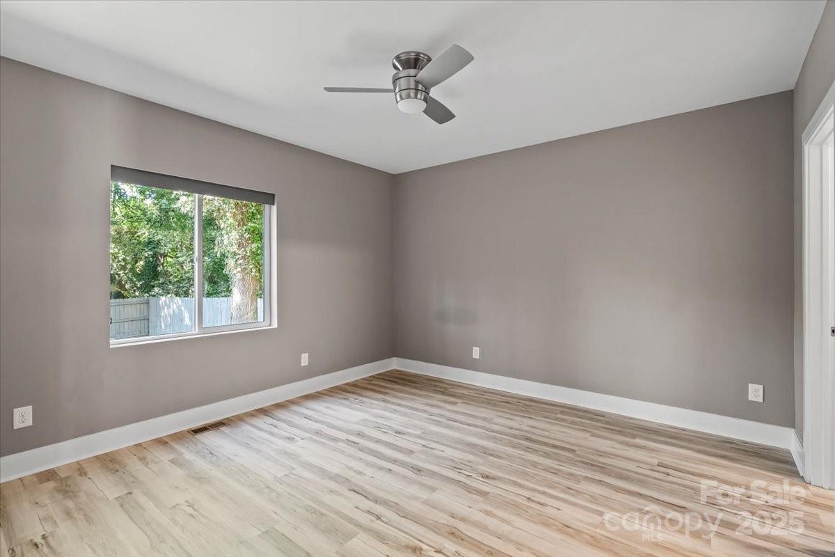 1409 N Alexander Street