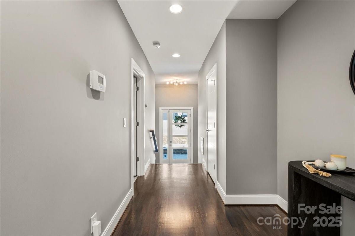 1409 N Alexander Street