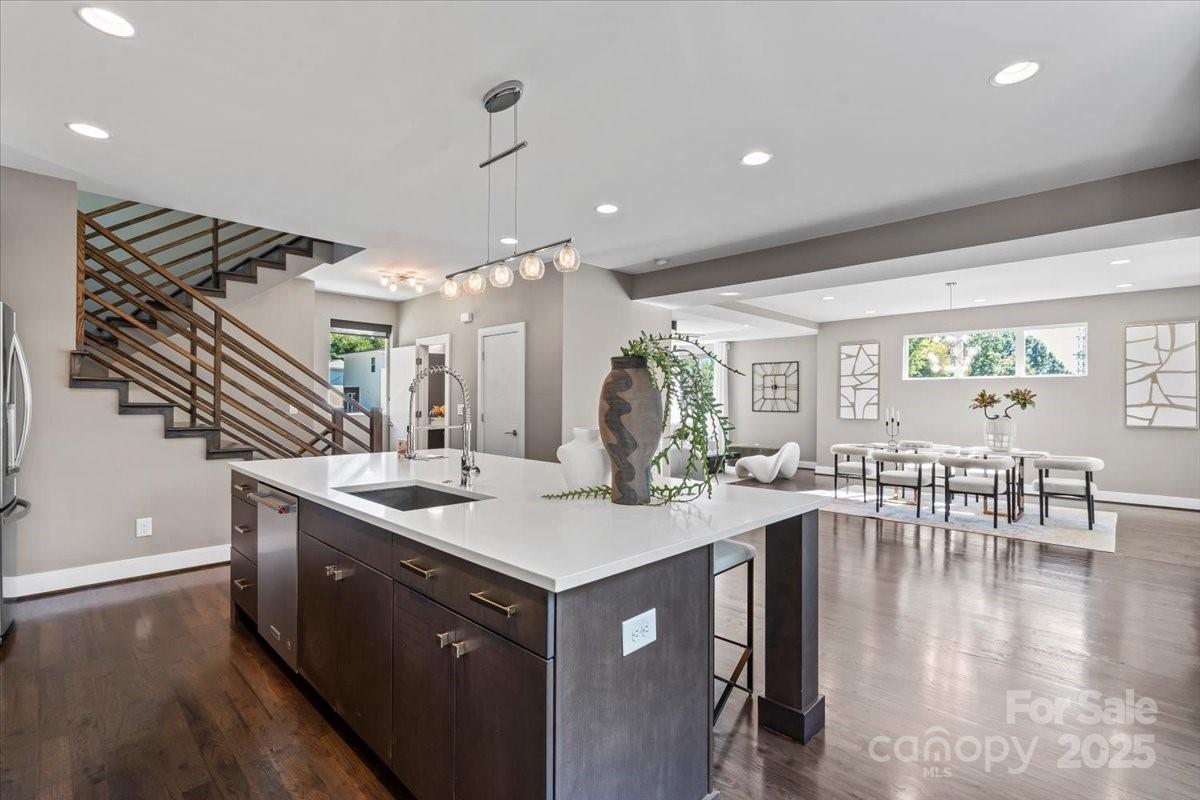 1409 N Alexander Street