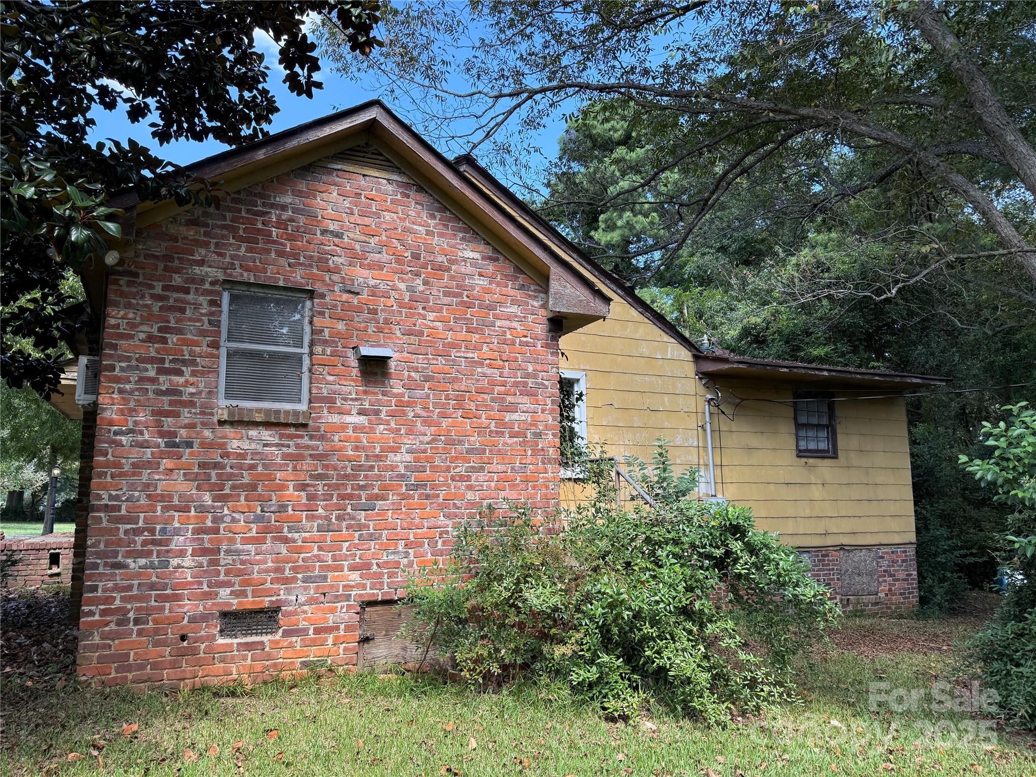 201 St Michael Avenue