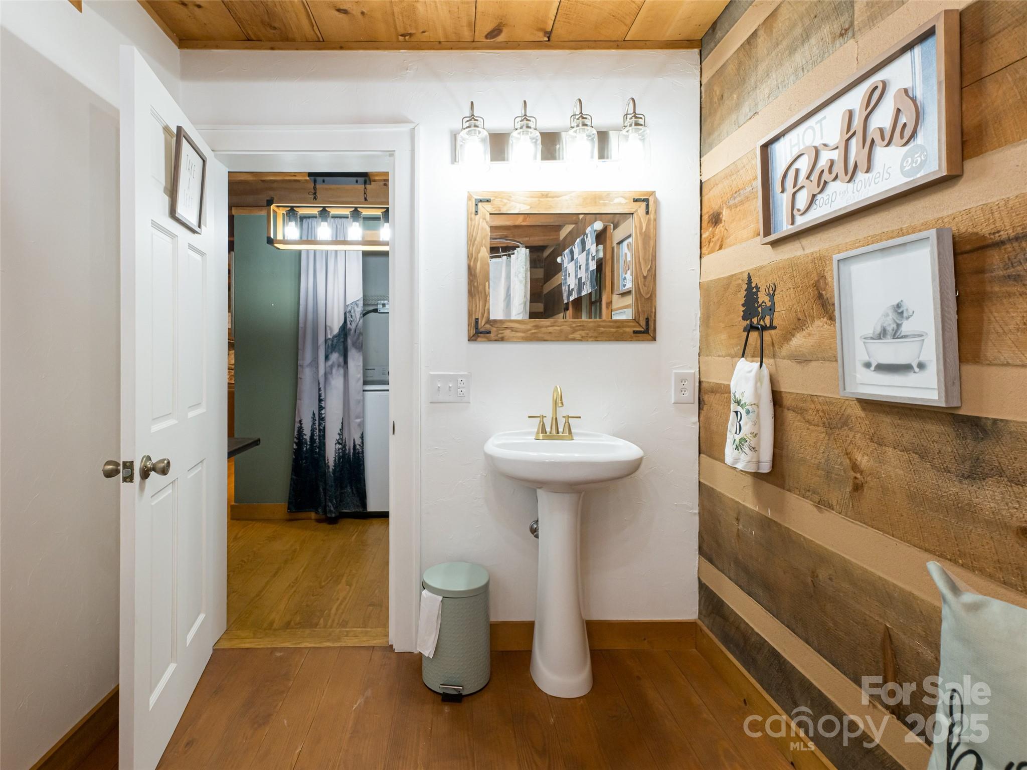 1229 Upper Brush Creek Road