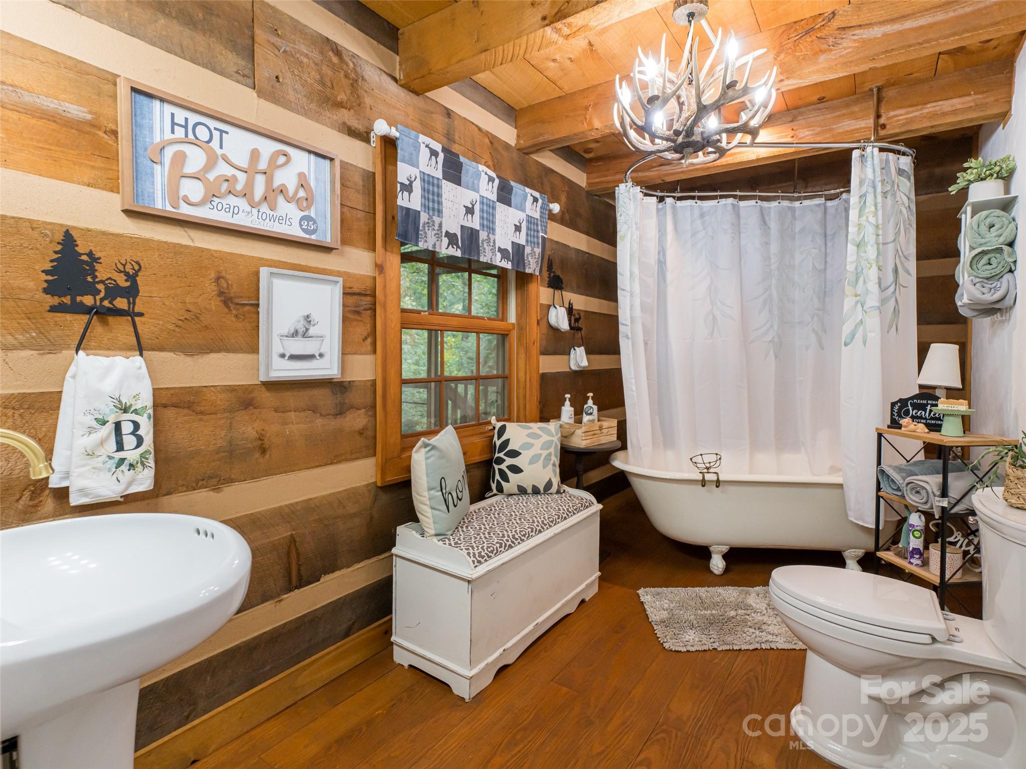 1229 Upper Brush Creek Road