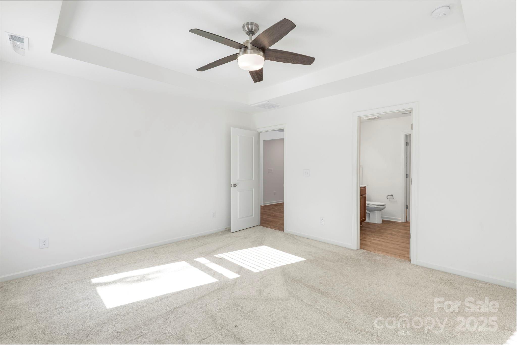 11213 Redcoat Hill Lane