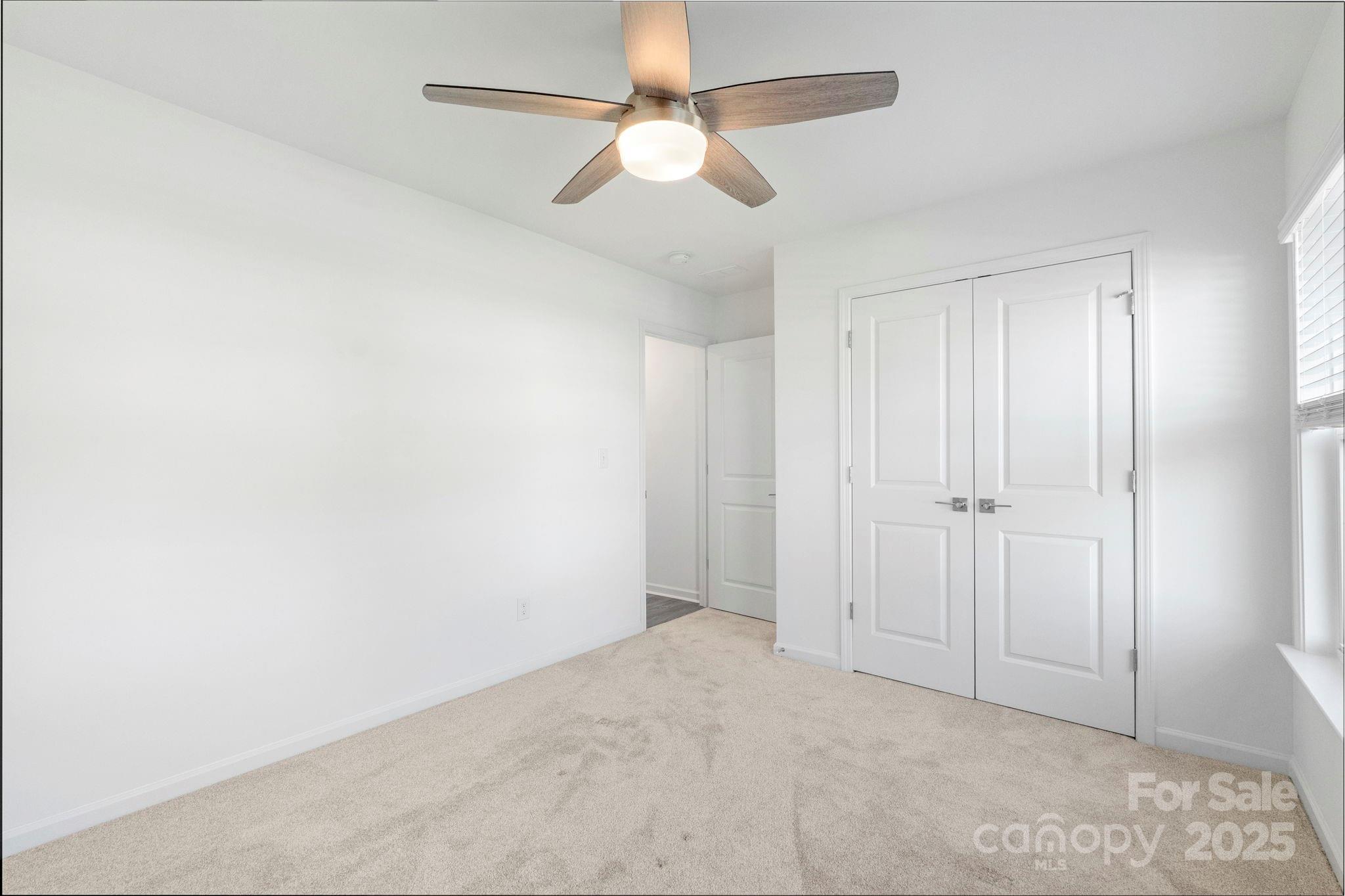 11213 Redcoat Hill Lane