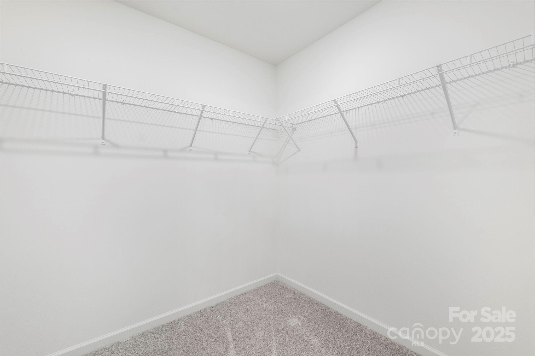 11213 Redcoat Hill Lane