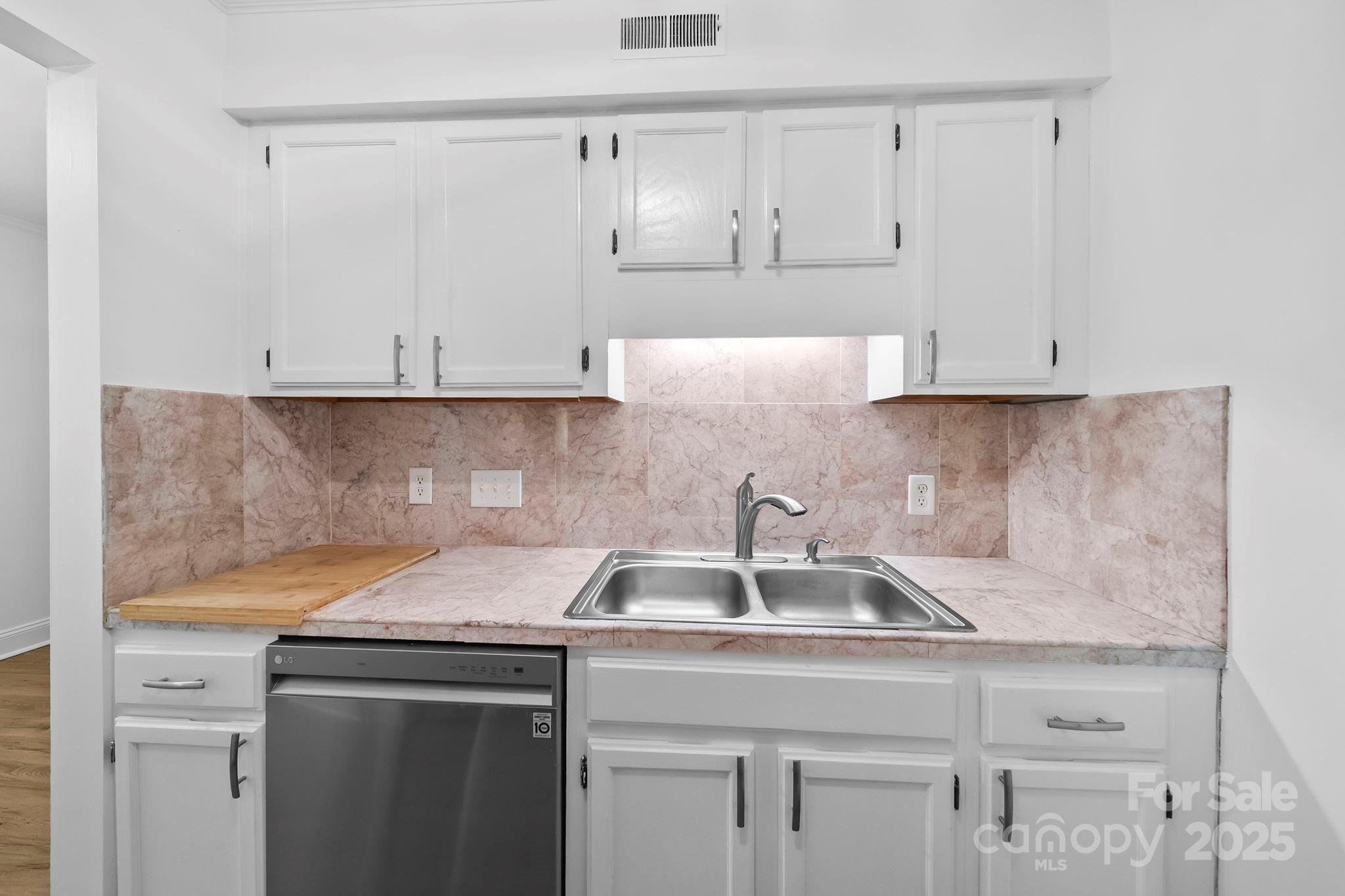 3147 Heathstead Place