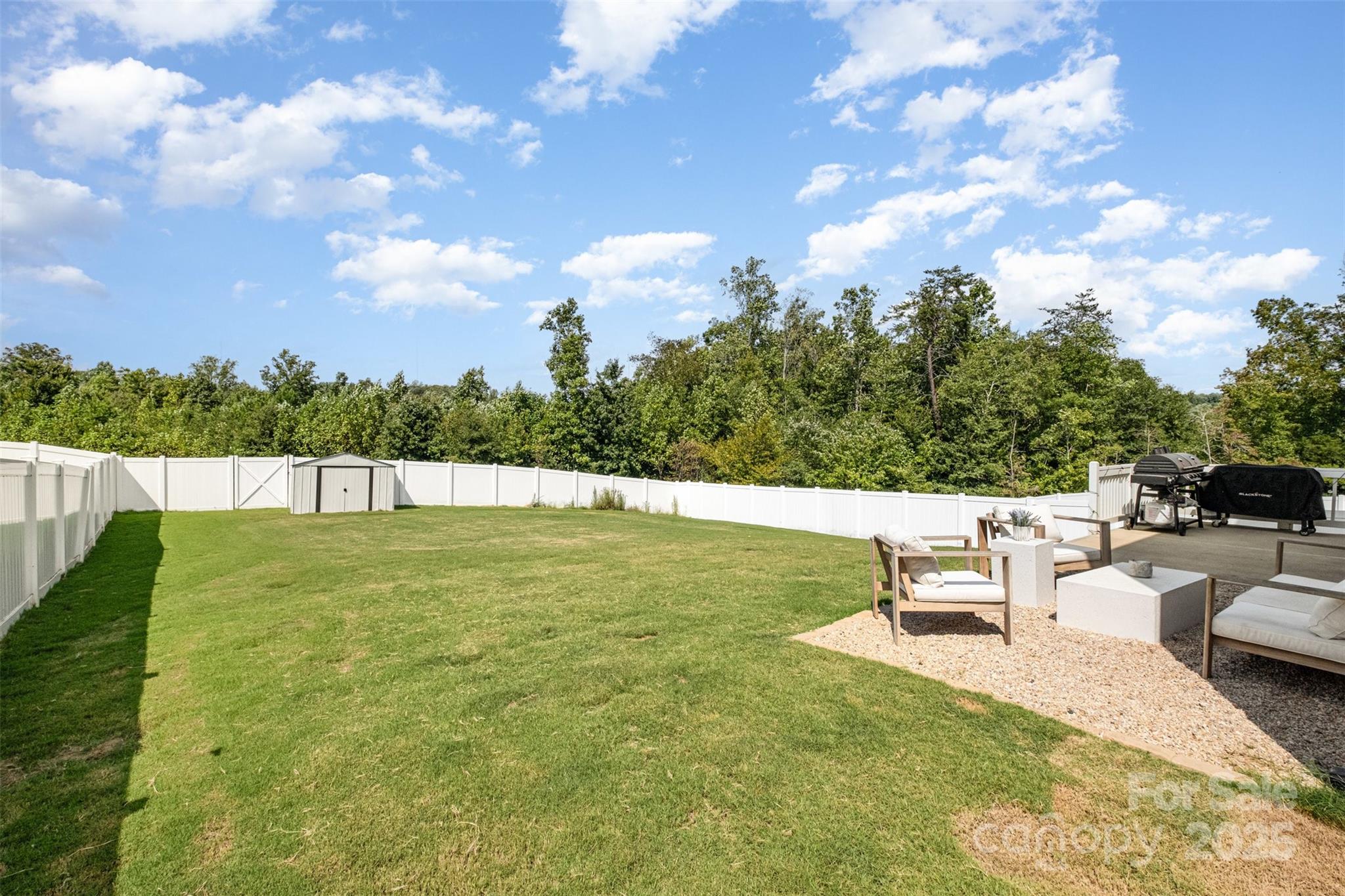 1118 Overland Drive