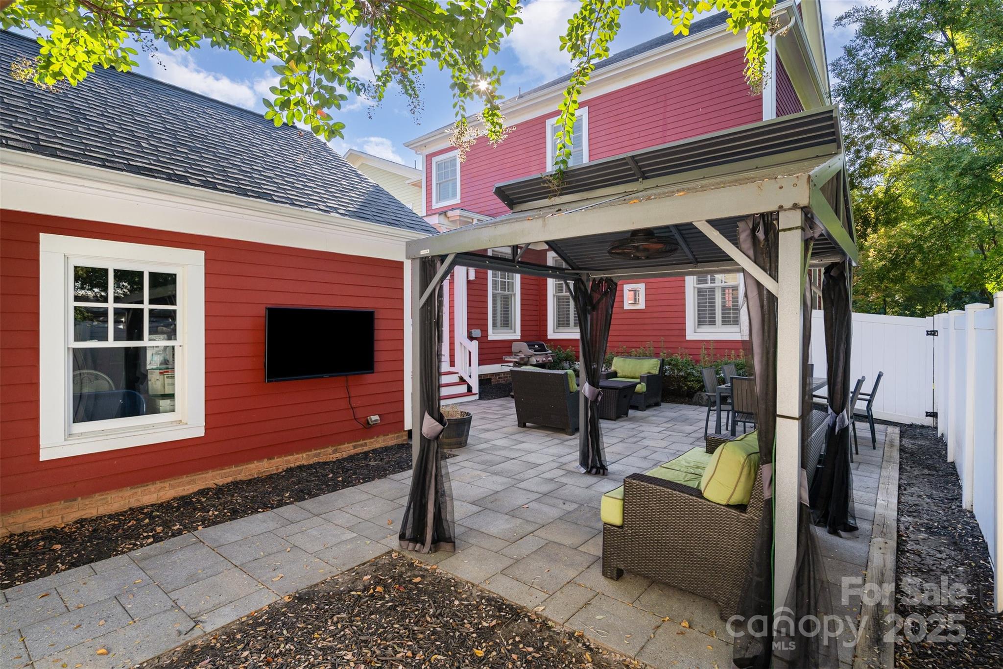 9252 Creekside Park Road