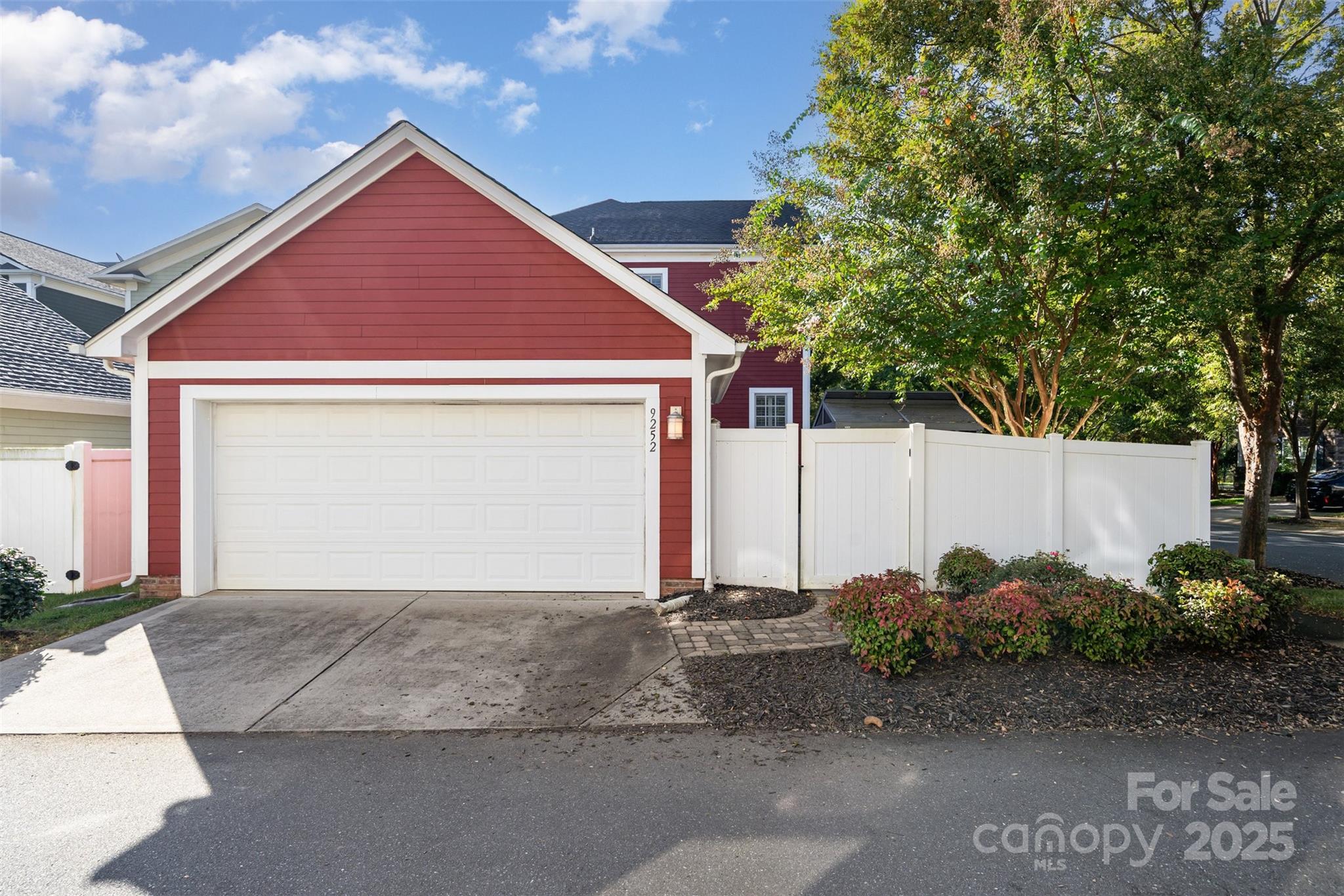 9252 Creekside Park Road
