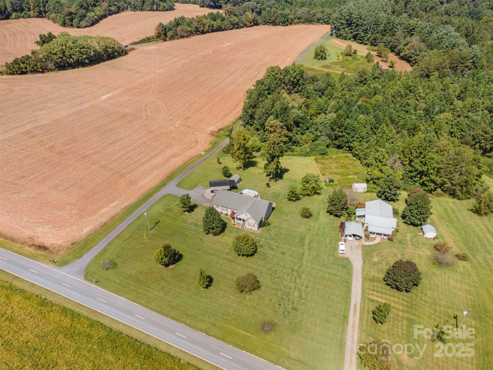 326 Dowell Road Unit: 1